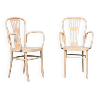 Set of two wooden armchairs in Thonet style, vintage retro.