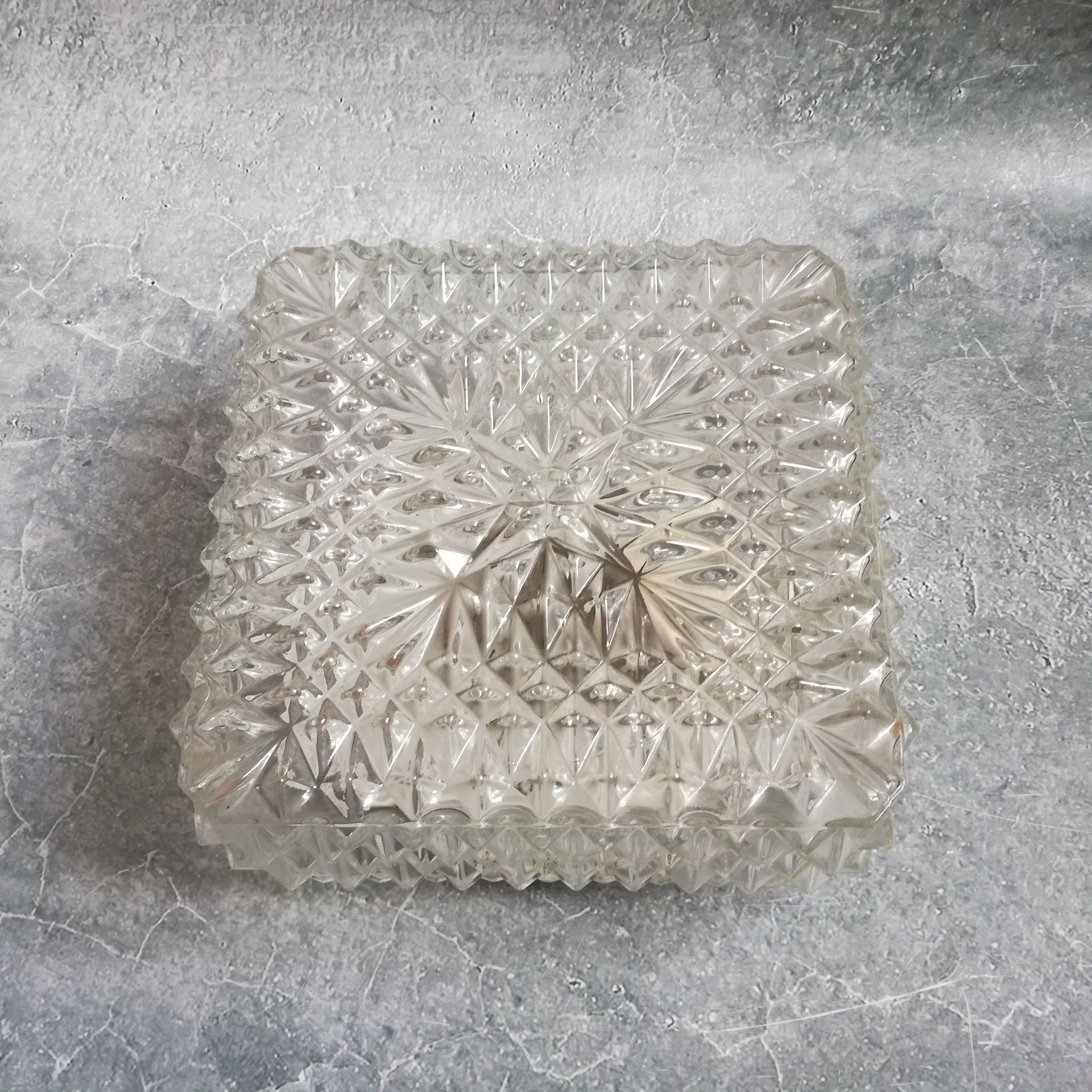 Cast glass square ceiling 21x21cm