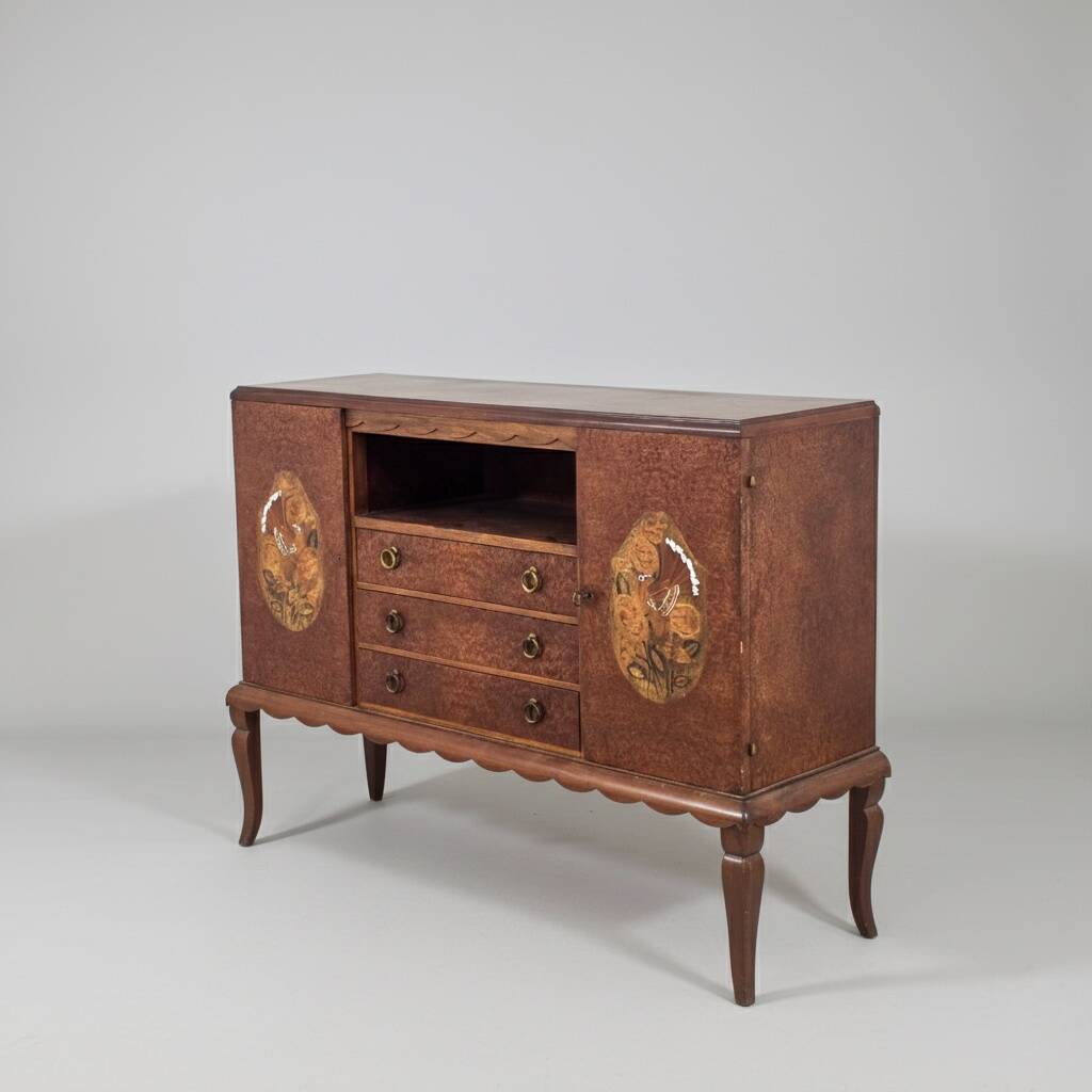 Buffet in marquetry of elm – Refined cabinetmaking work from 1940