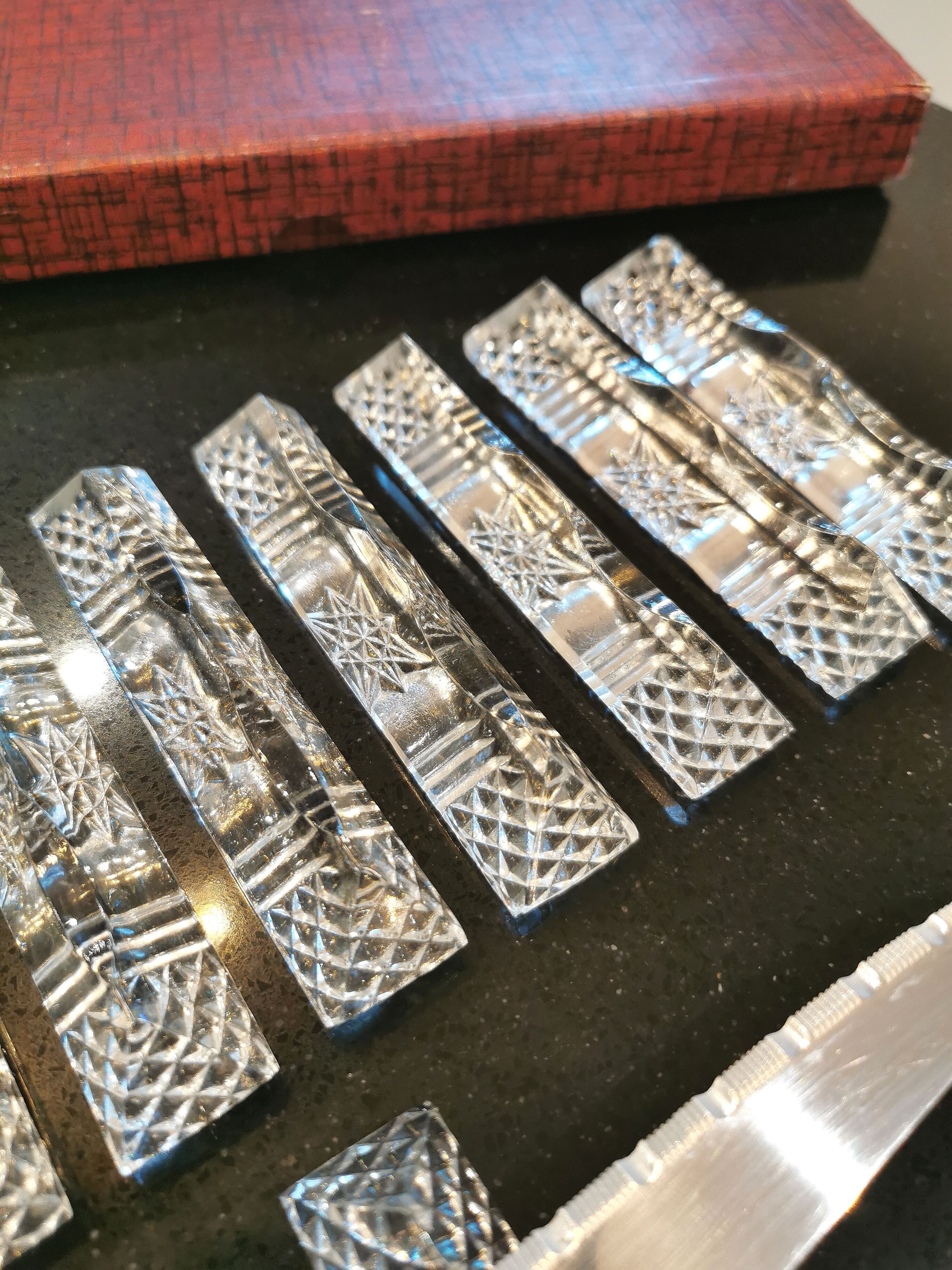 11 glass knife holders