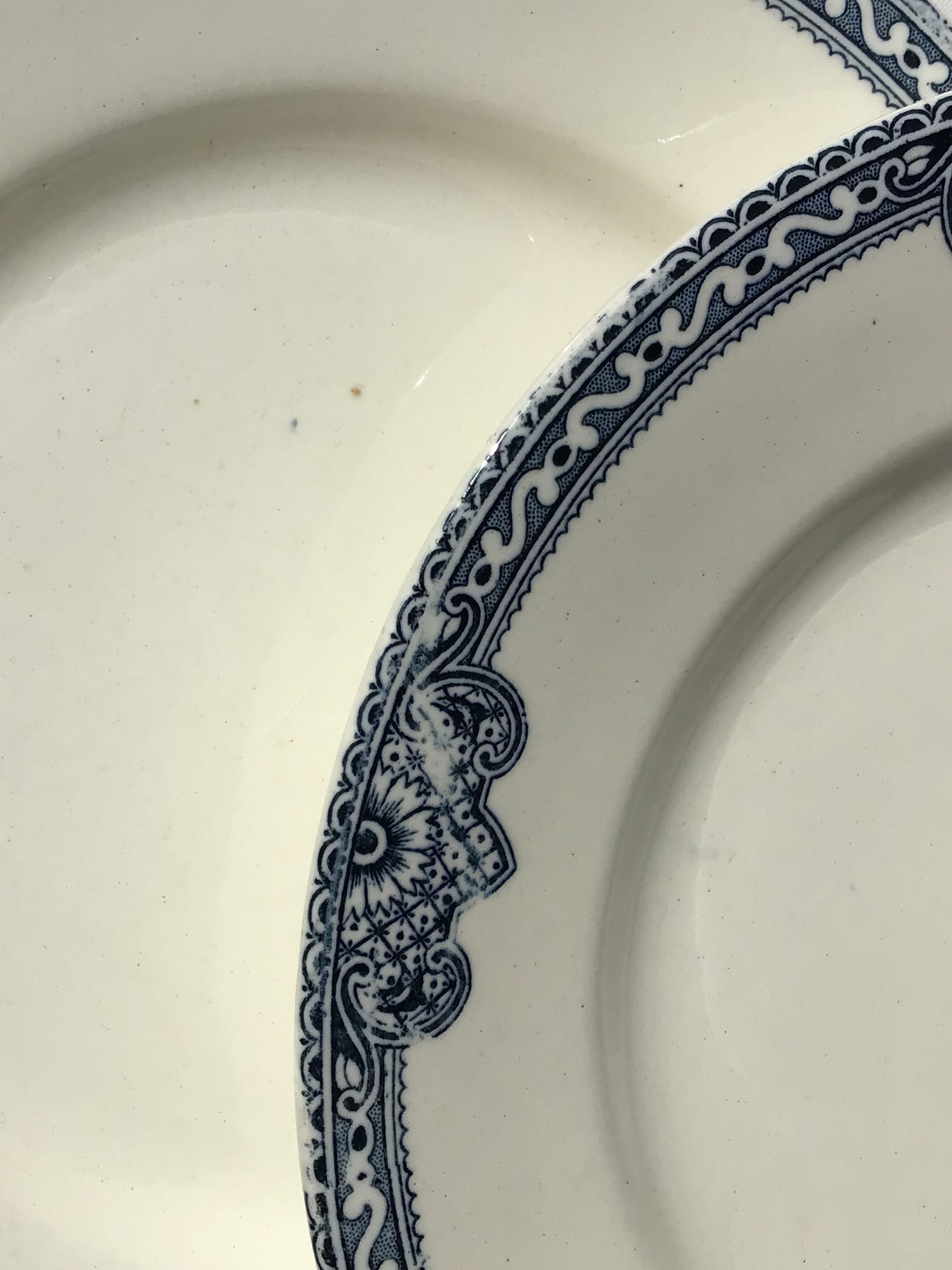 5 Plates dessert Terre de Fer Salins Jumièges navy blue