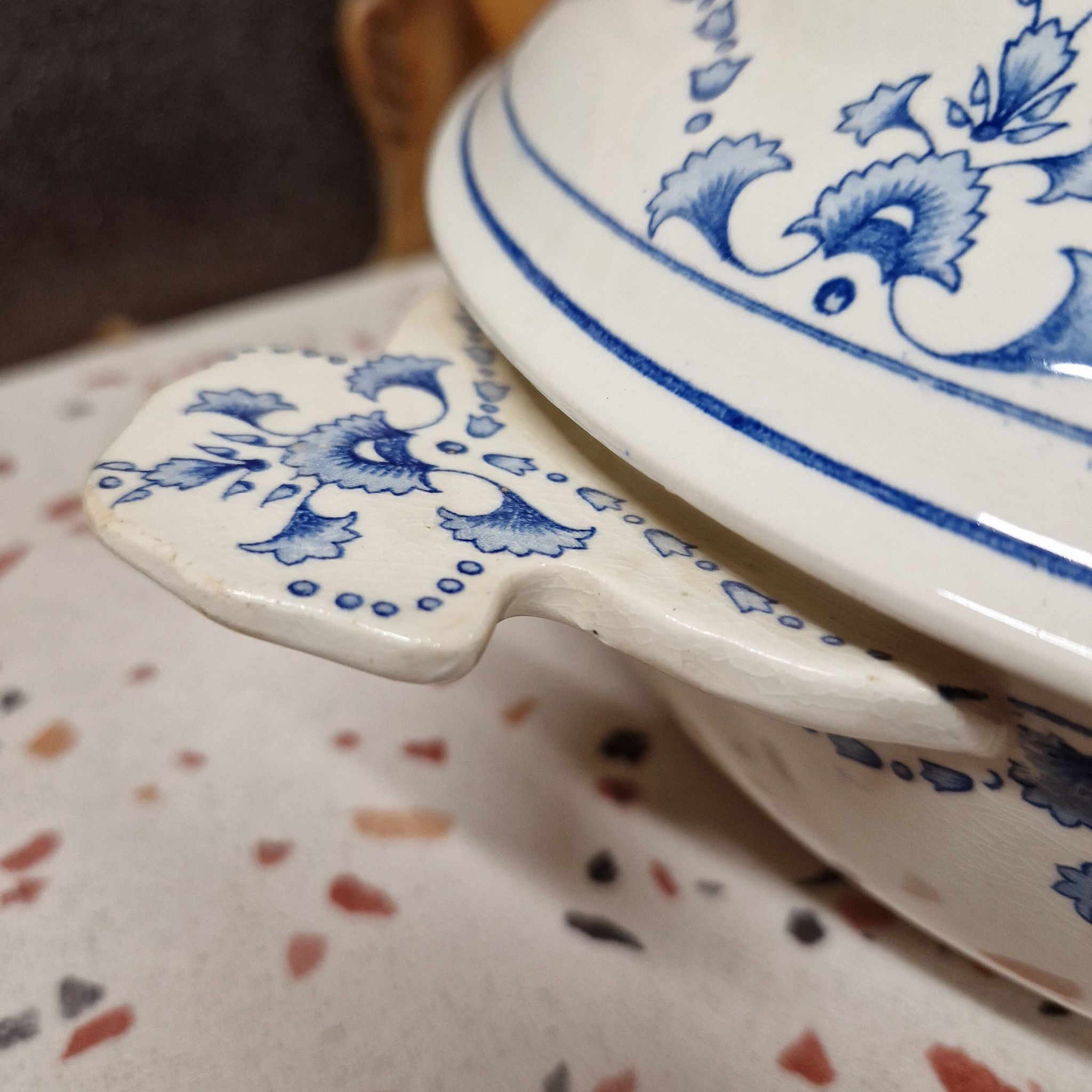 Iron earth soup tureen or vegetable dish bourgeois paris store model vieux lille blue garlands