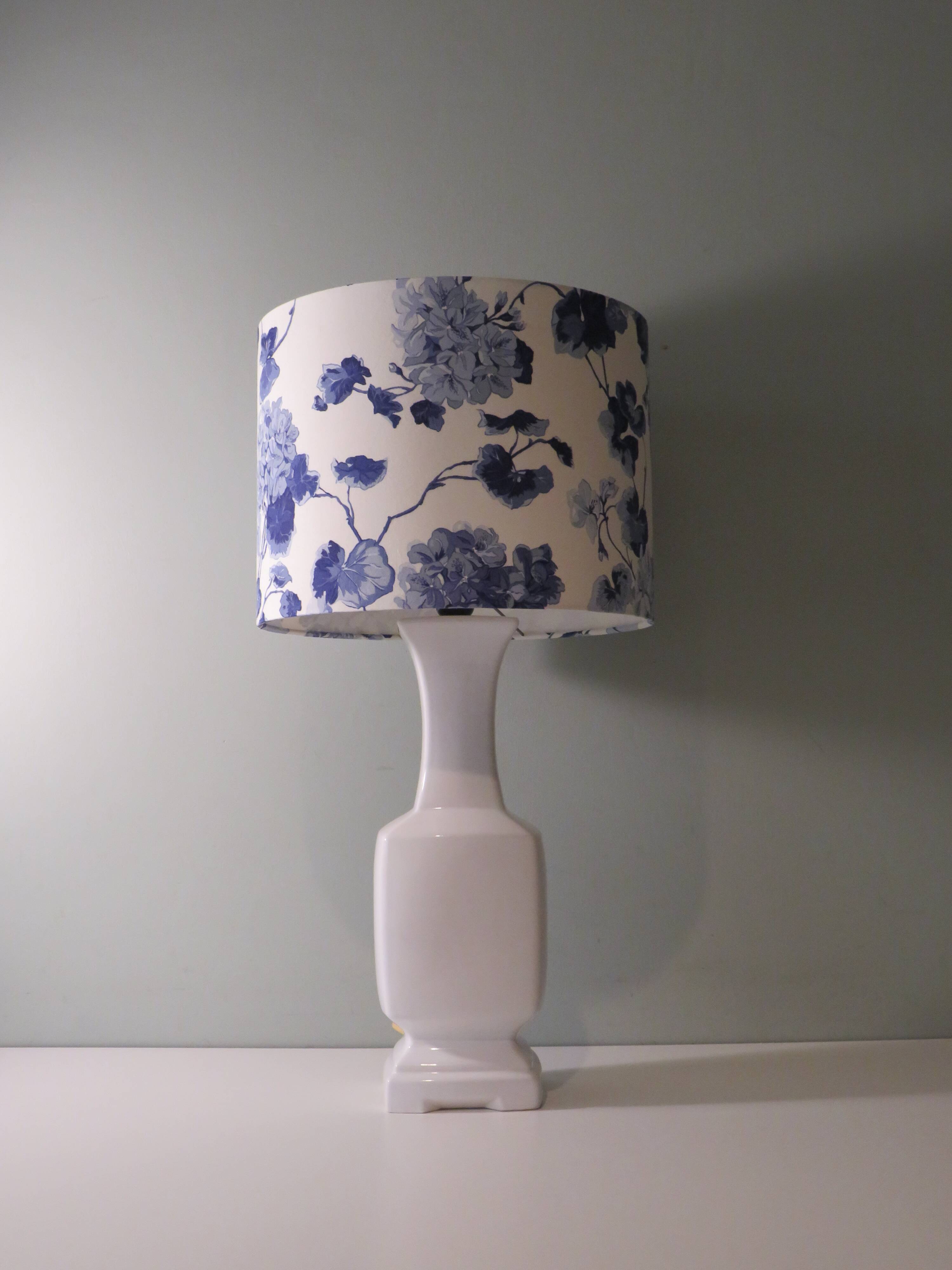 White mid-century ceramic table lamp