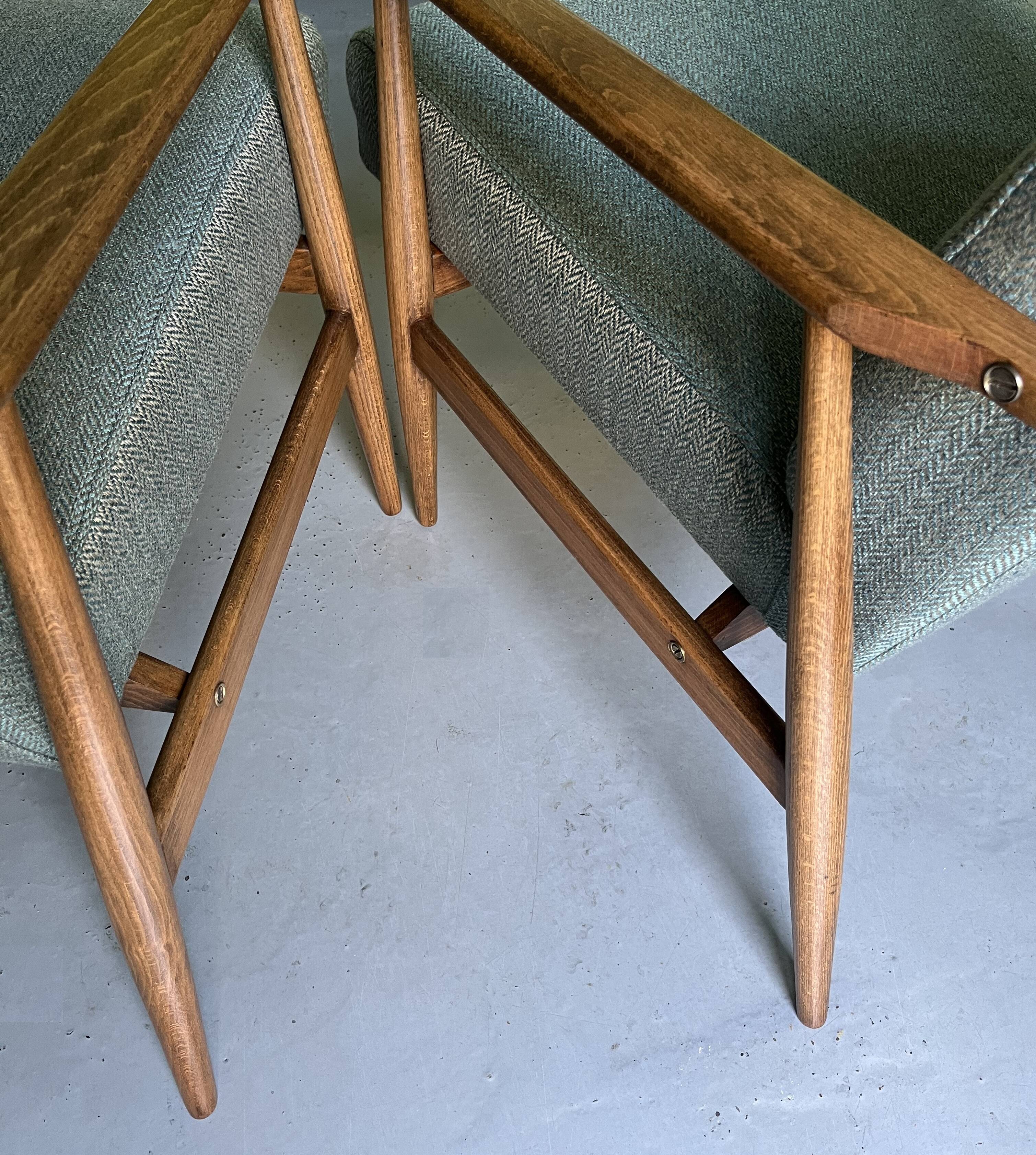 Vintage Mid-Century Armchairs: H.Lis 300-190 Restored Pair