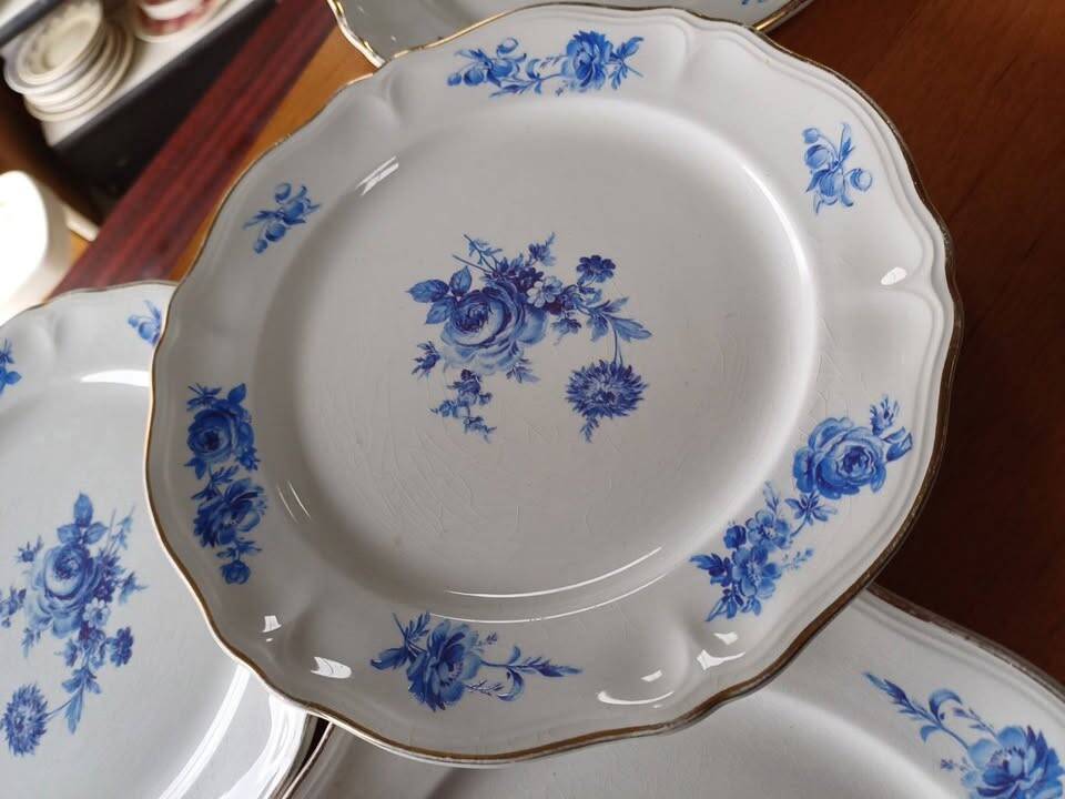 Plates from the Moulin des Loups in Orchies, France