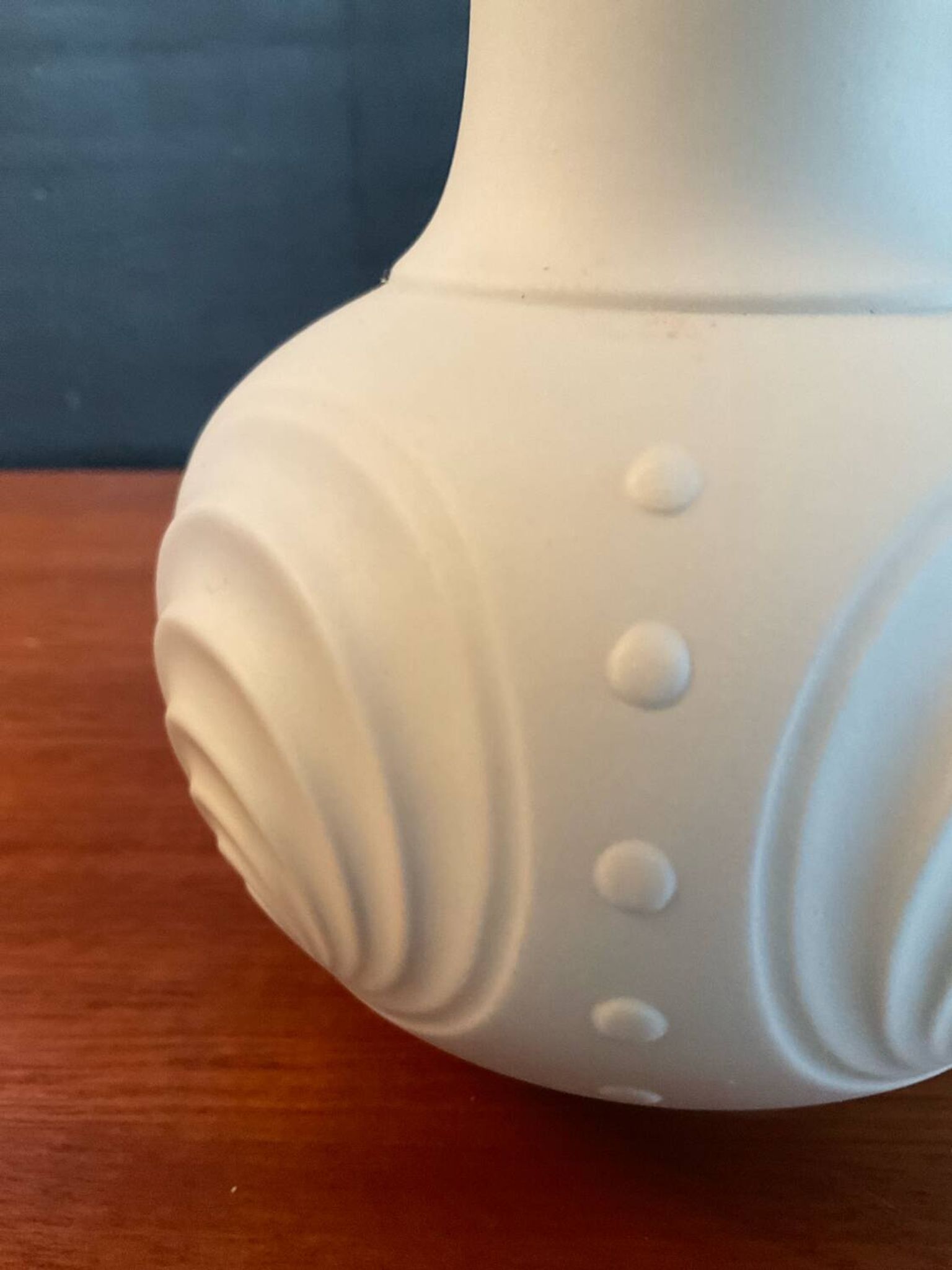 Seltmans Op Art vase Germany in biscuit porcelain from the 1960s.