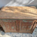 Buffet patiné vert