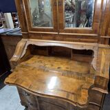 Important secretary desk in Venetian style, Louis XV, made of marquetry walnut.