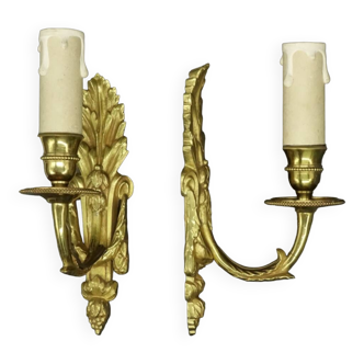 Pair of Louis XVI style wall lights from Hettier & Vincent