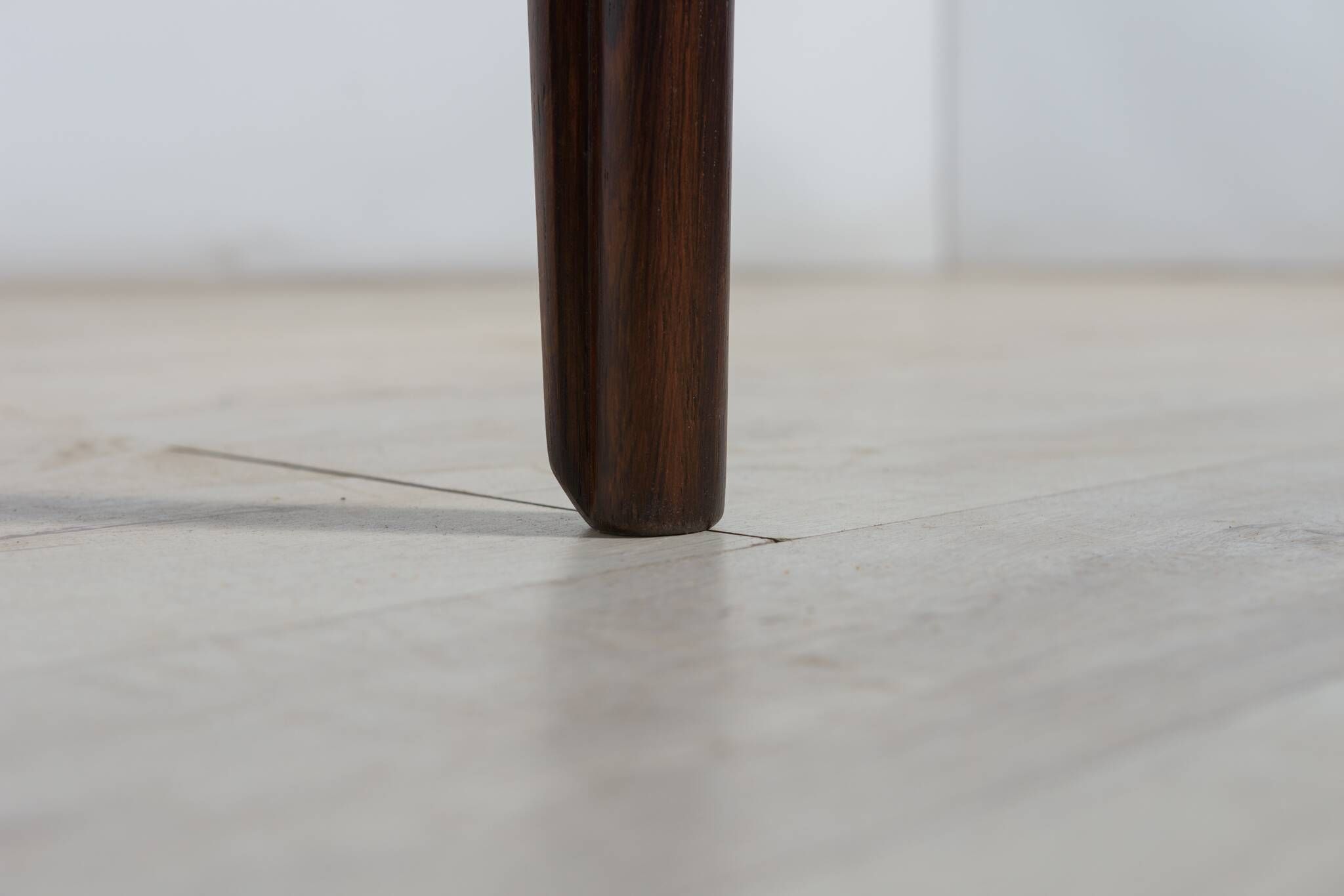 Mid-Century Round Rosewood Dining Table by Henry Rosengren Hansen for Brande Mobel Industry, 1960s