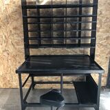 Ancien meuble de tri postal métal noir + 30 casiers perforés + tabouret vintage