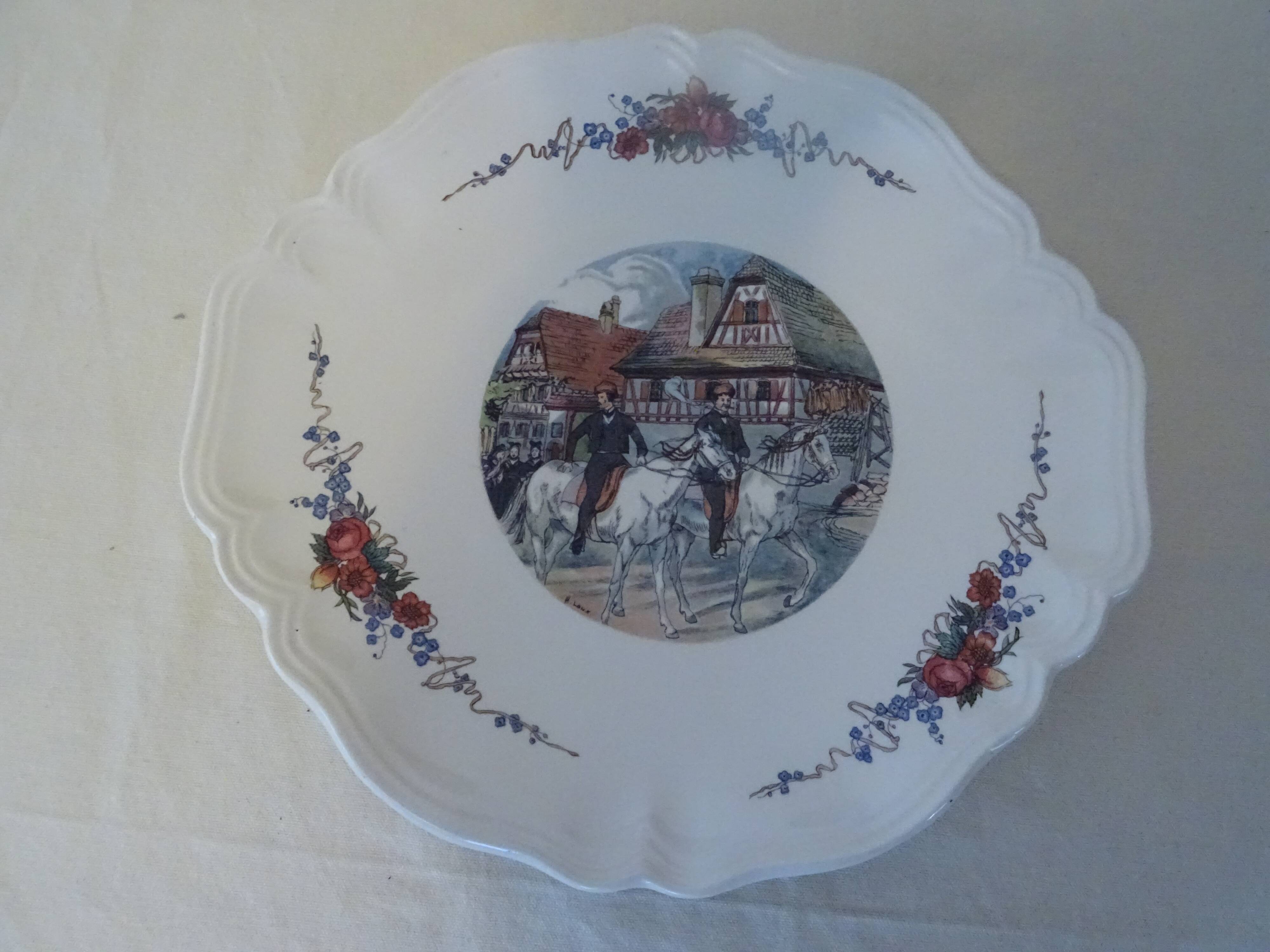 Dish Sarreguemines Obernai H. Loux Alsace faience