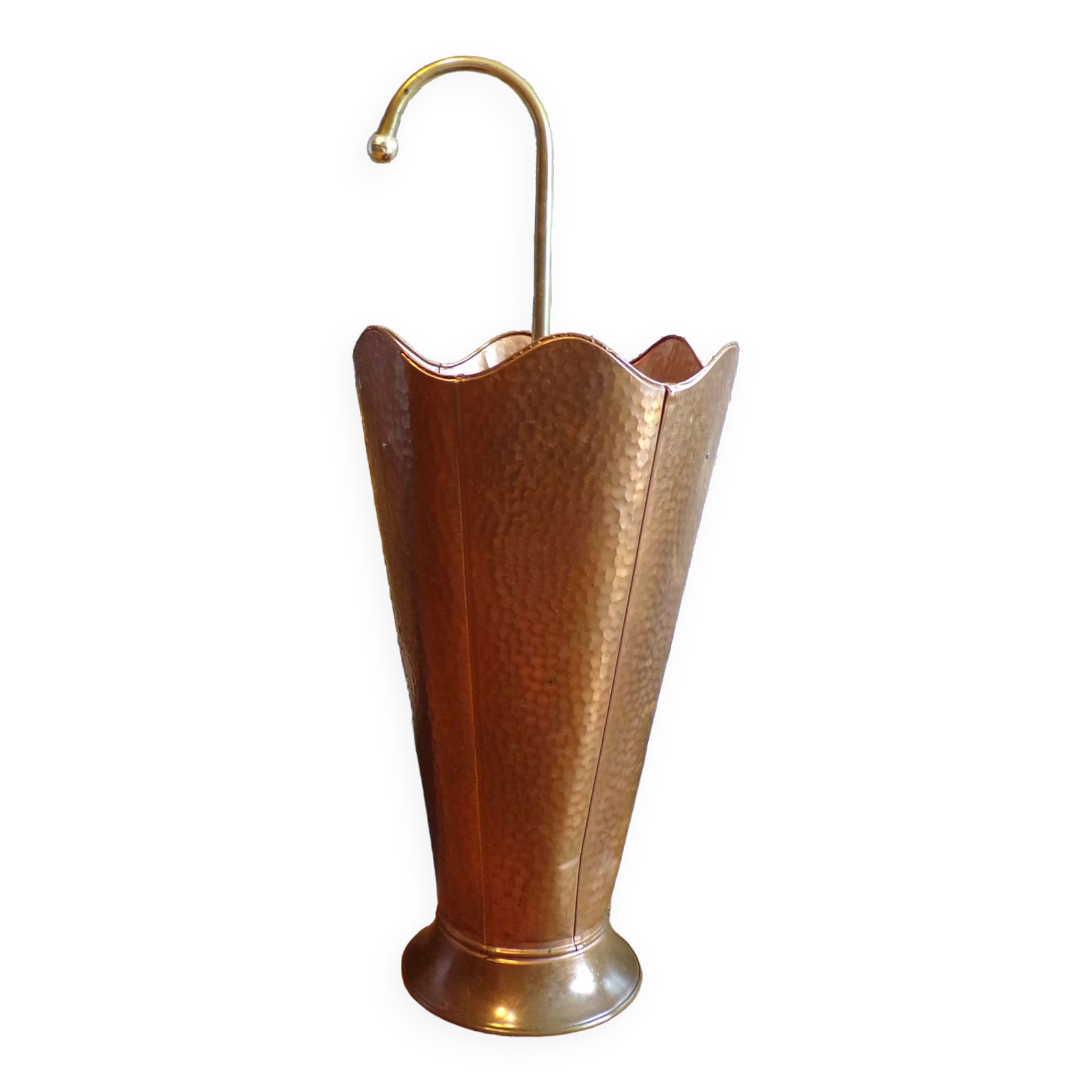 Umbrella rack in the shape of an umbrella