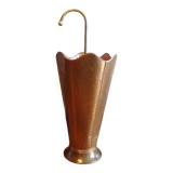 Umbrella rack in the shape of an umbrella