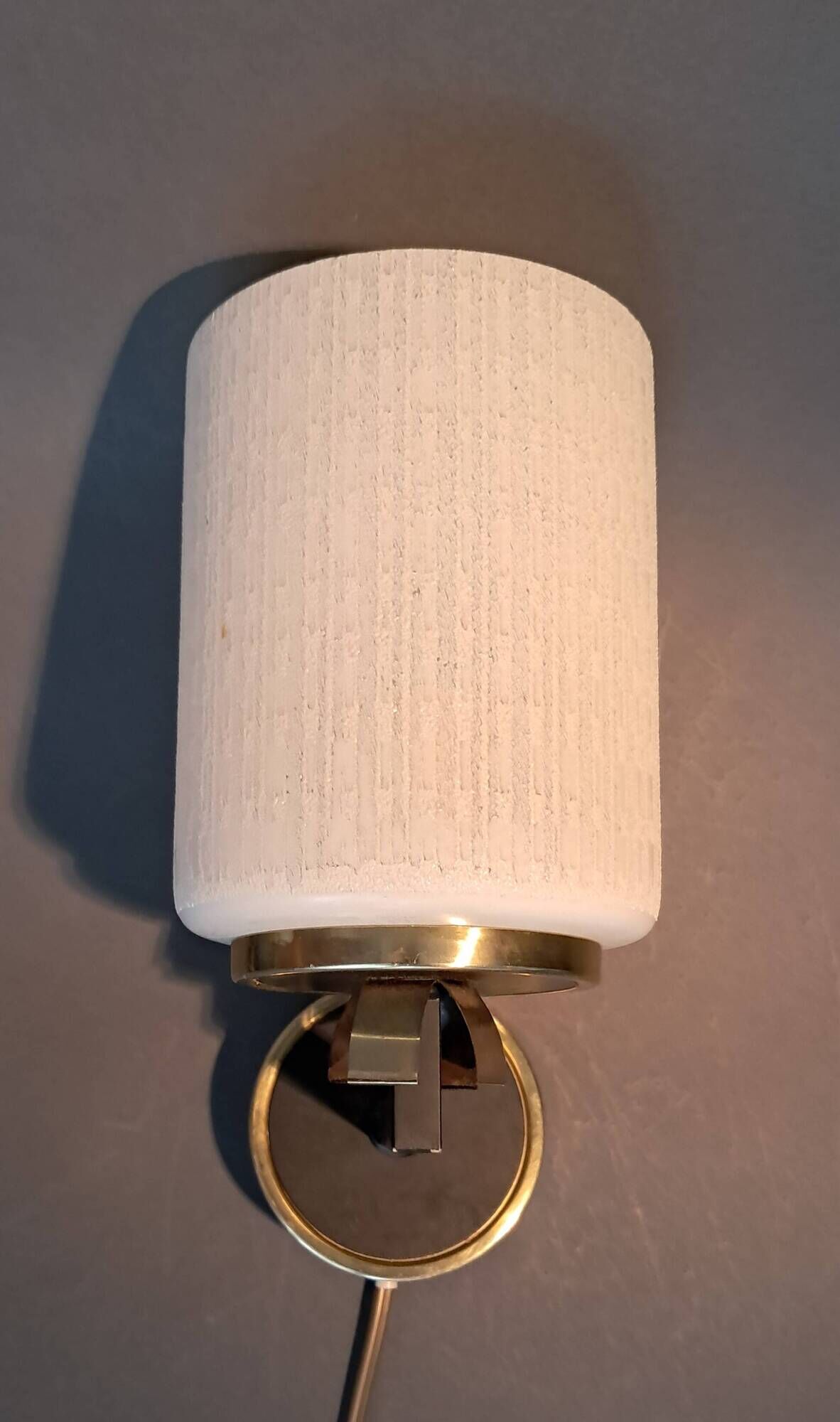 Pair of wall lights in gilded brass, black metal and opaline, 1960