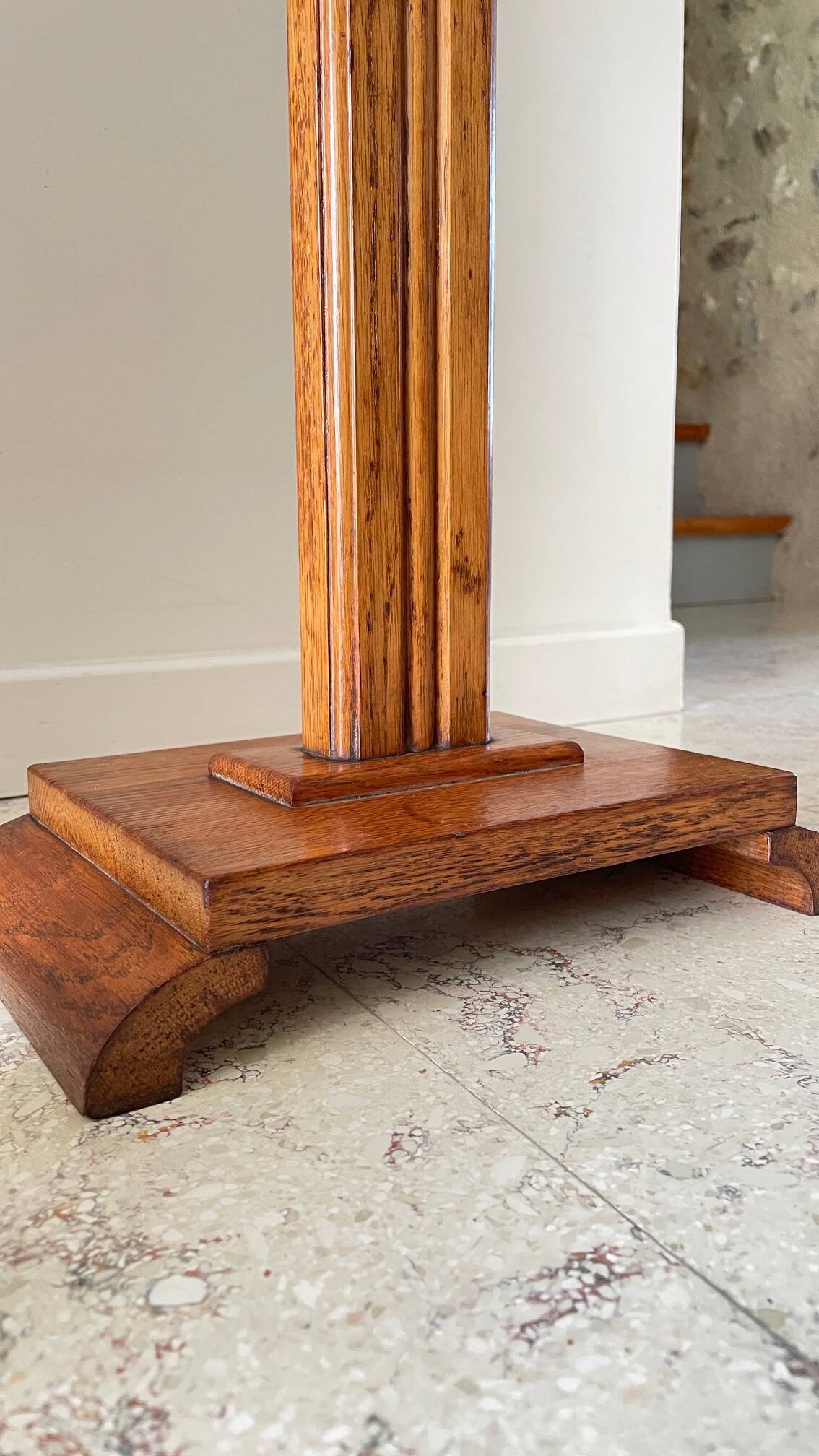 Vintage solid oak saddle plant holder