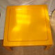 Table basse résine orange circa 1970