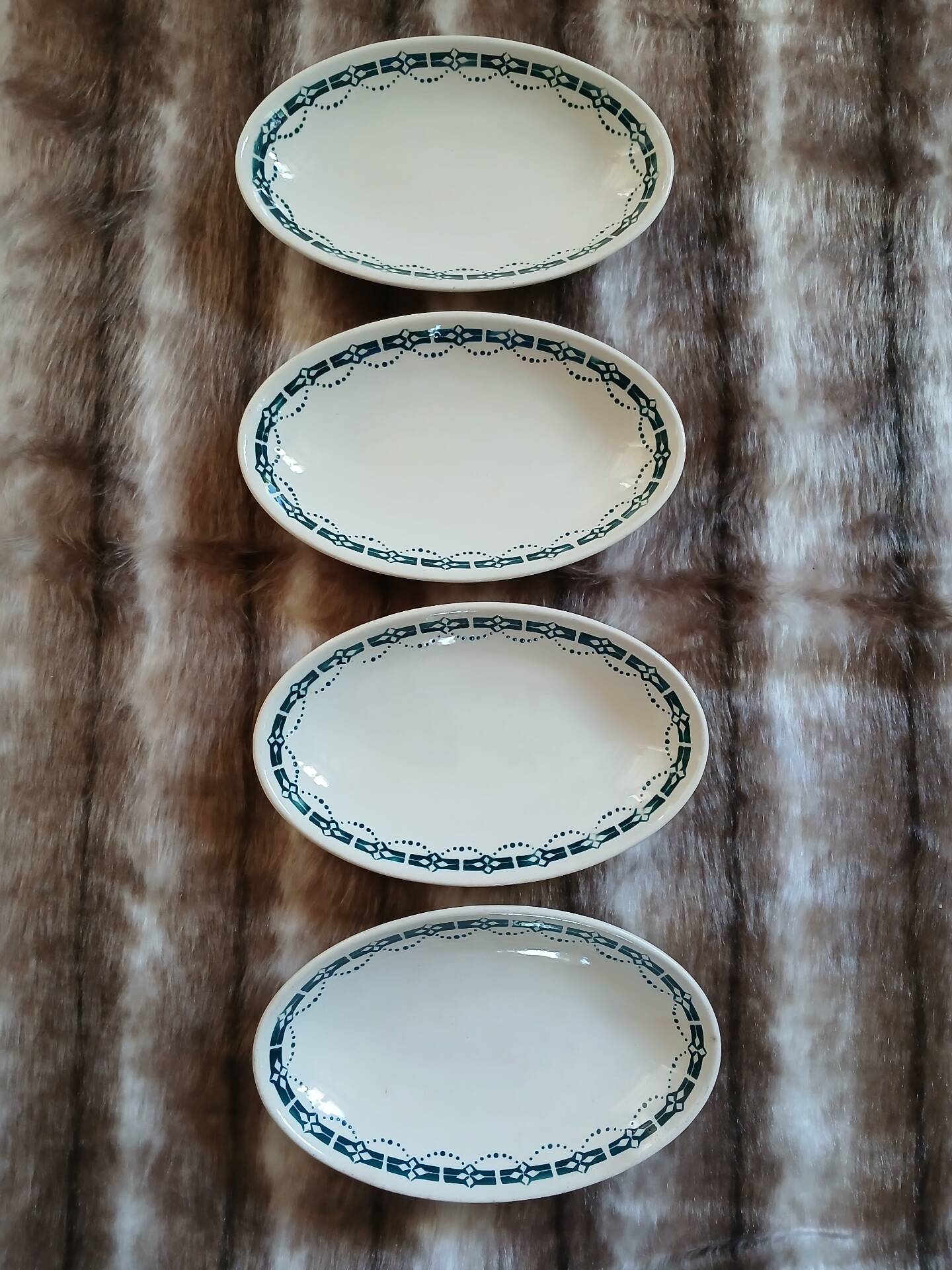 4 antique dishes in ironstone from Badonviller