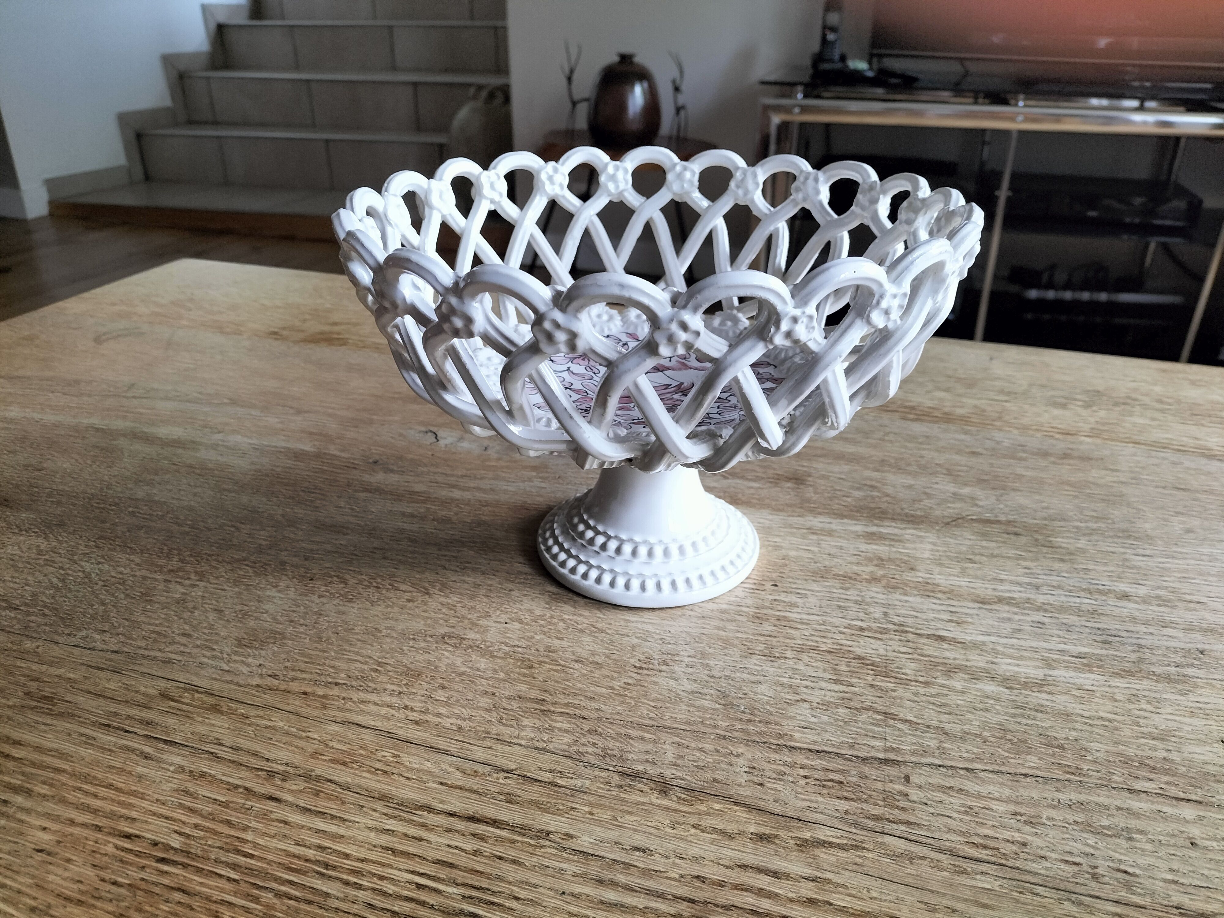 Braided basket B Pichon décor Moustier