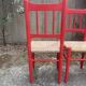 Set de chaises de campagne vintage en bois laqué rouge