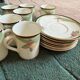 Service tasses et soucoupes Royal Doulton