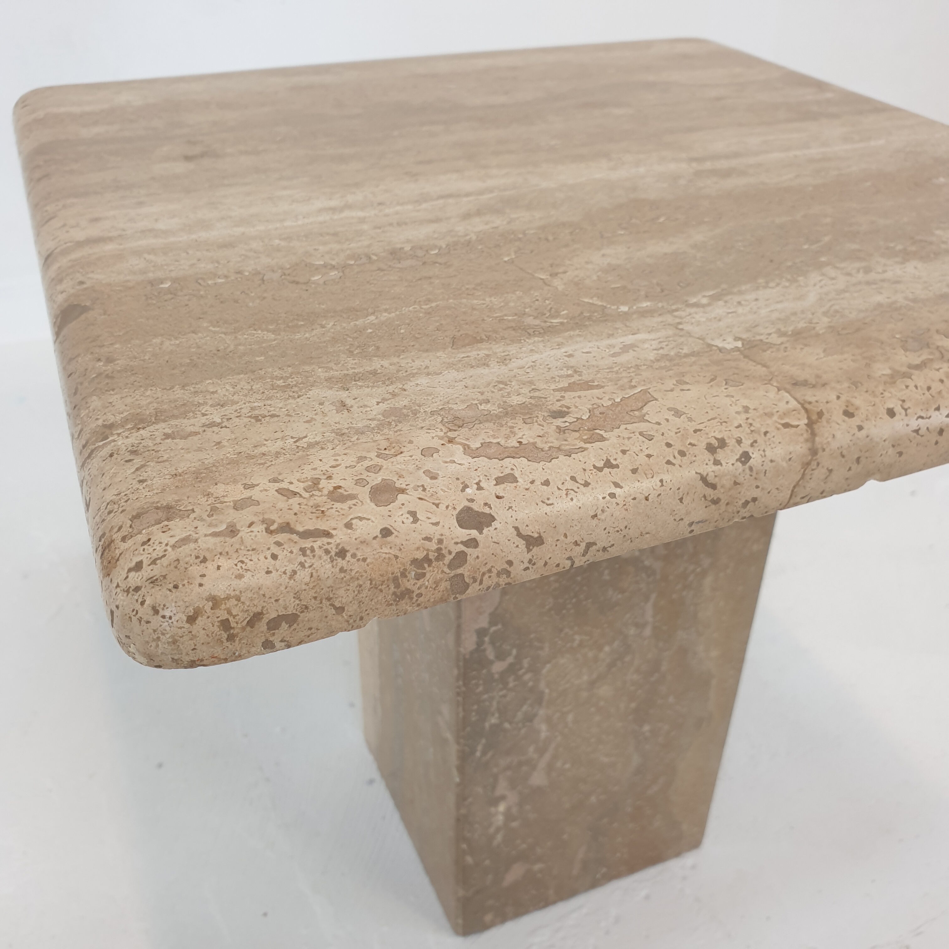Set of 3 italian travertine coffee tables, 1980s