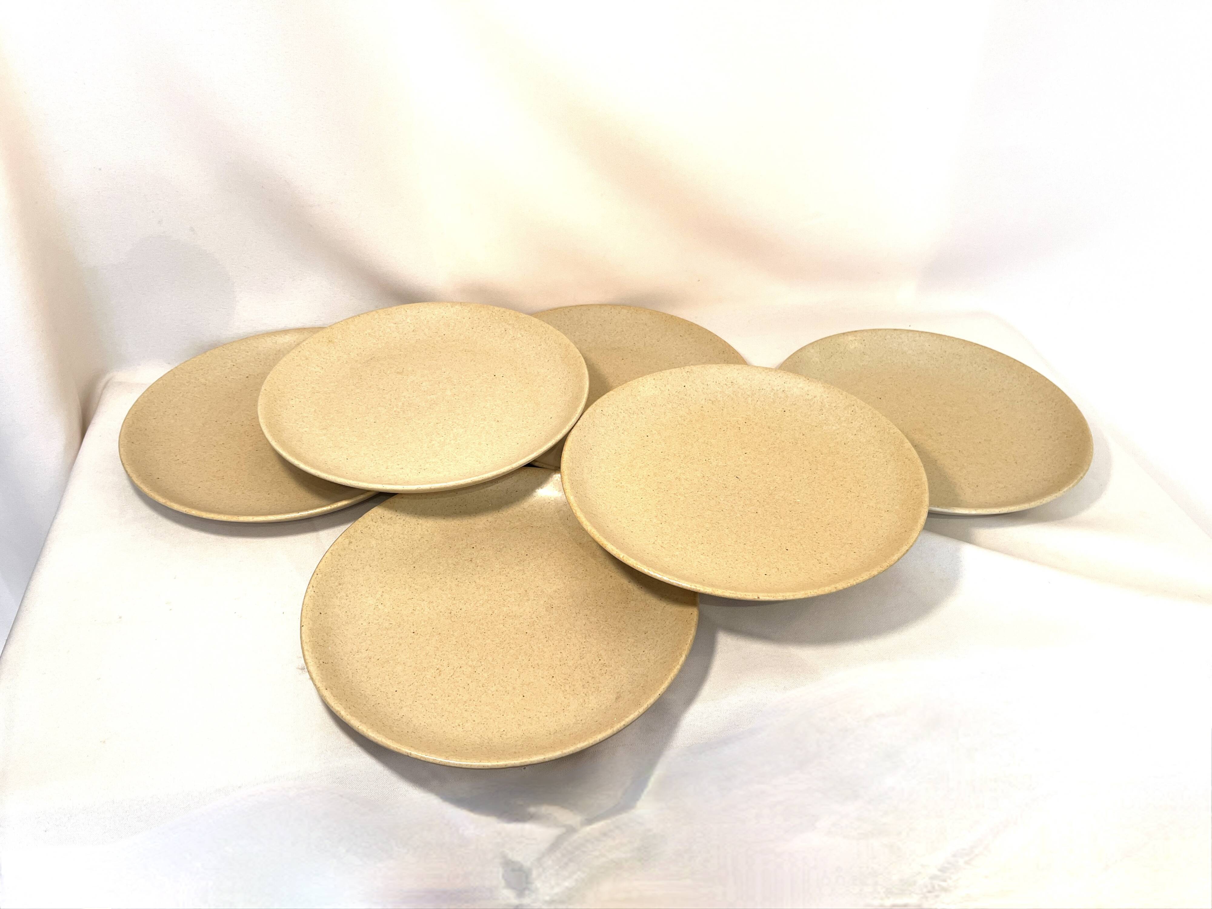 6 large vintage flat plates in beige stoneware Granit 1960s chic country