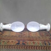 Pair of wall lights from the 1950s in porcelain.