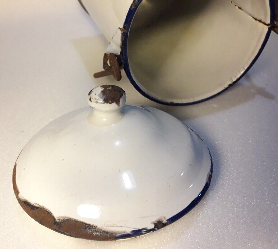 Berthe milk jug enamelled SLM Maggi