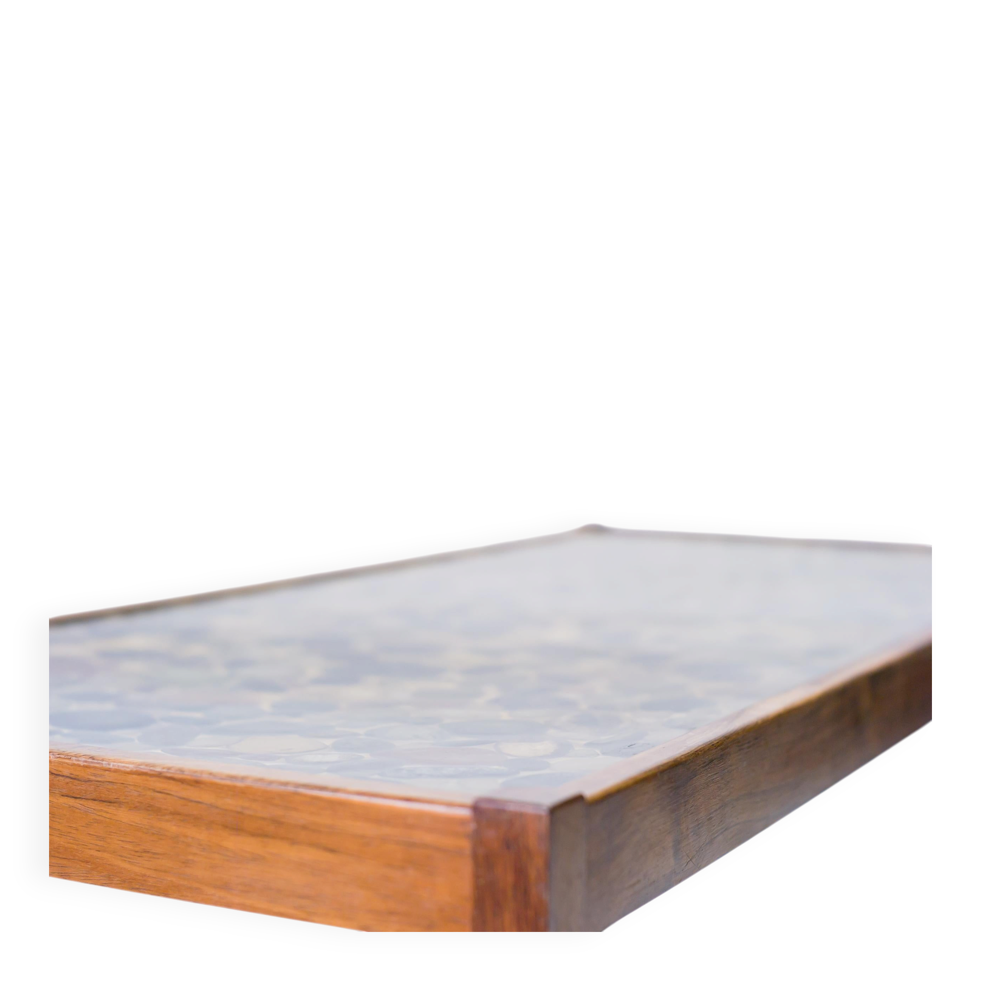 Table basse unique Pebbles d'Ib Kofod-Larsen