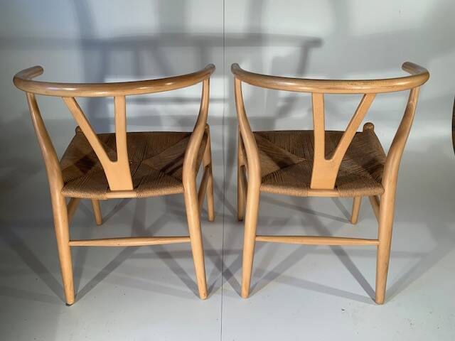 2 Wegner model Y chairs in beech