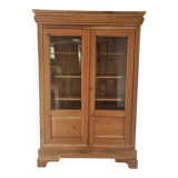 Solid cherry showcase
