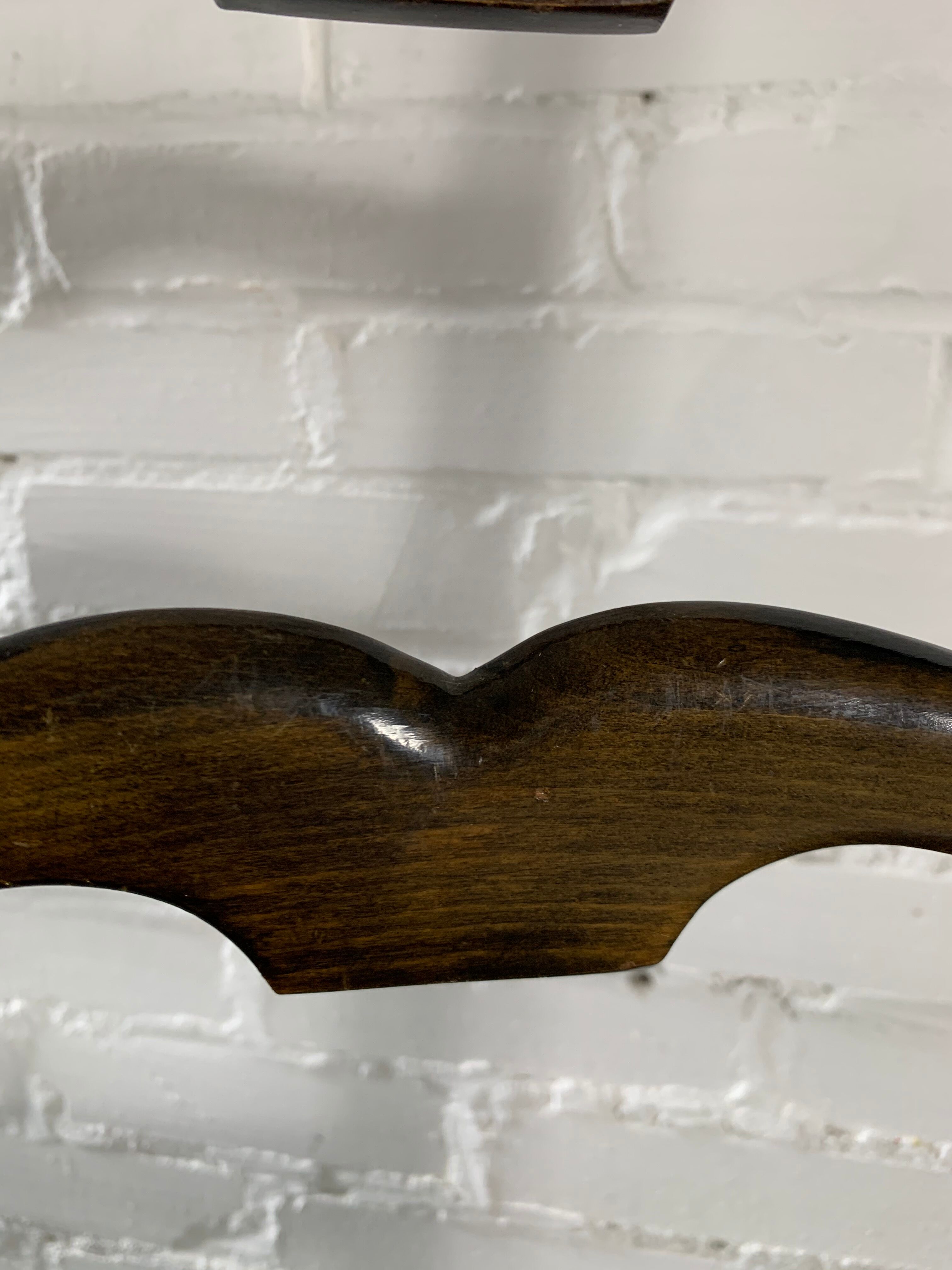 Chaise haute arrière Paolo Buffa  années 1950