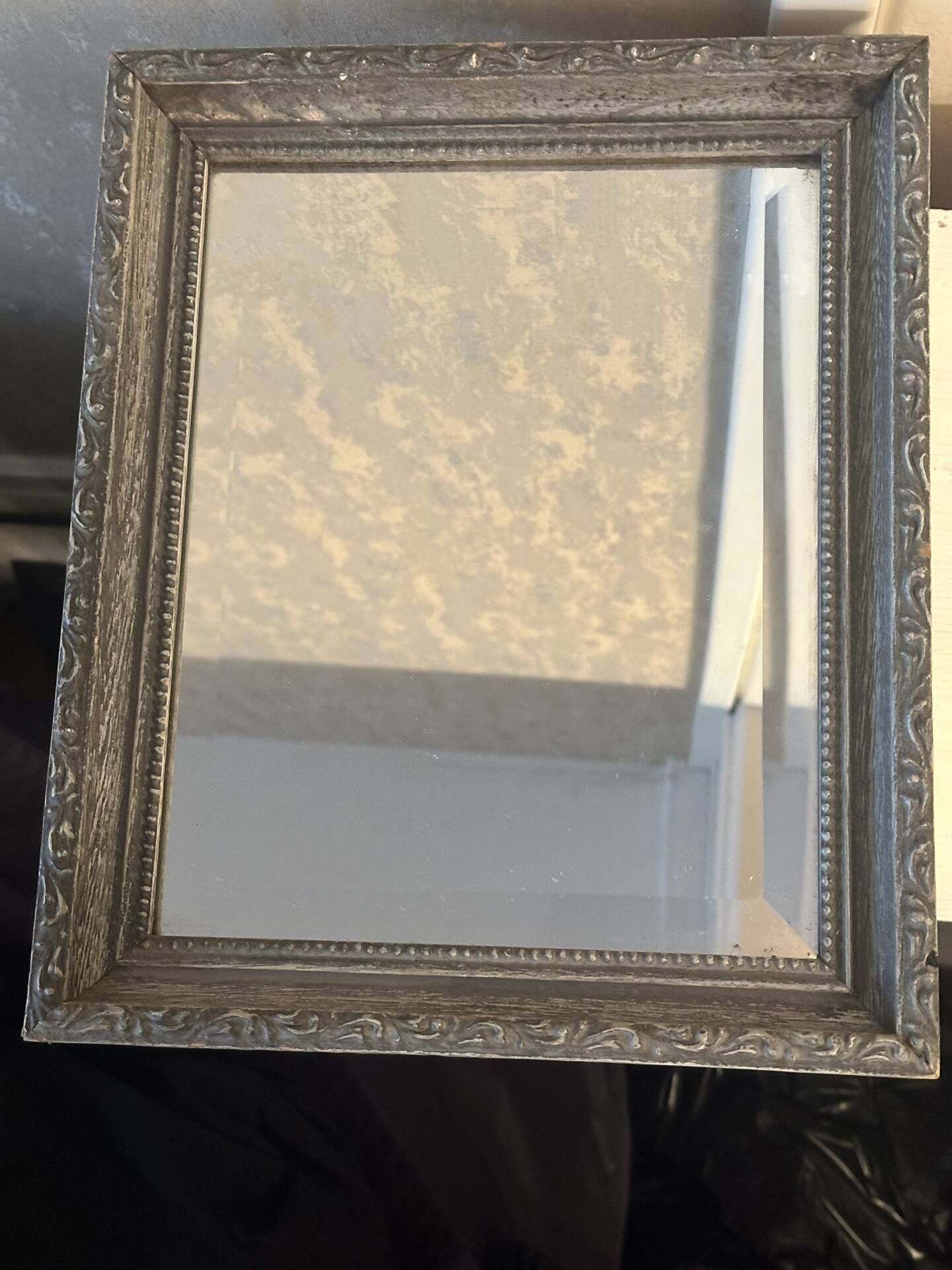Antique bevelled mirror – Moulded wooden frame in anthracite 30/25 cm