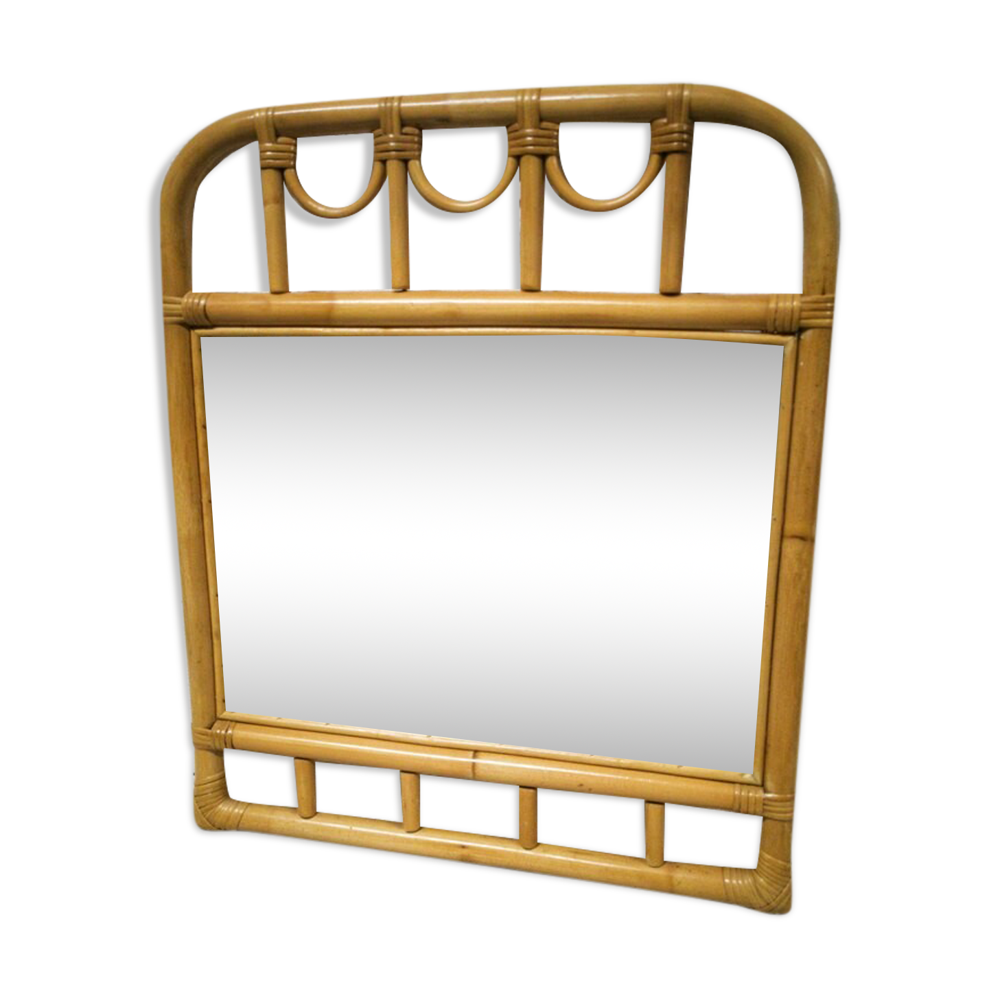 Rattan mirror 62x74cm