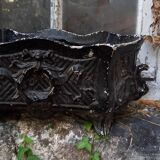 Cast iron planter