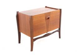 Set of 2 Nightstands 'Putte' - dutch design mid century in teak