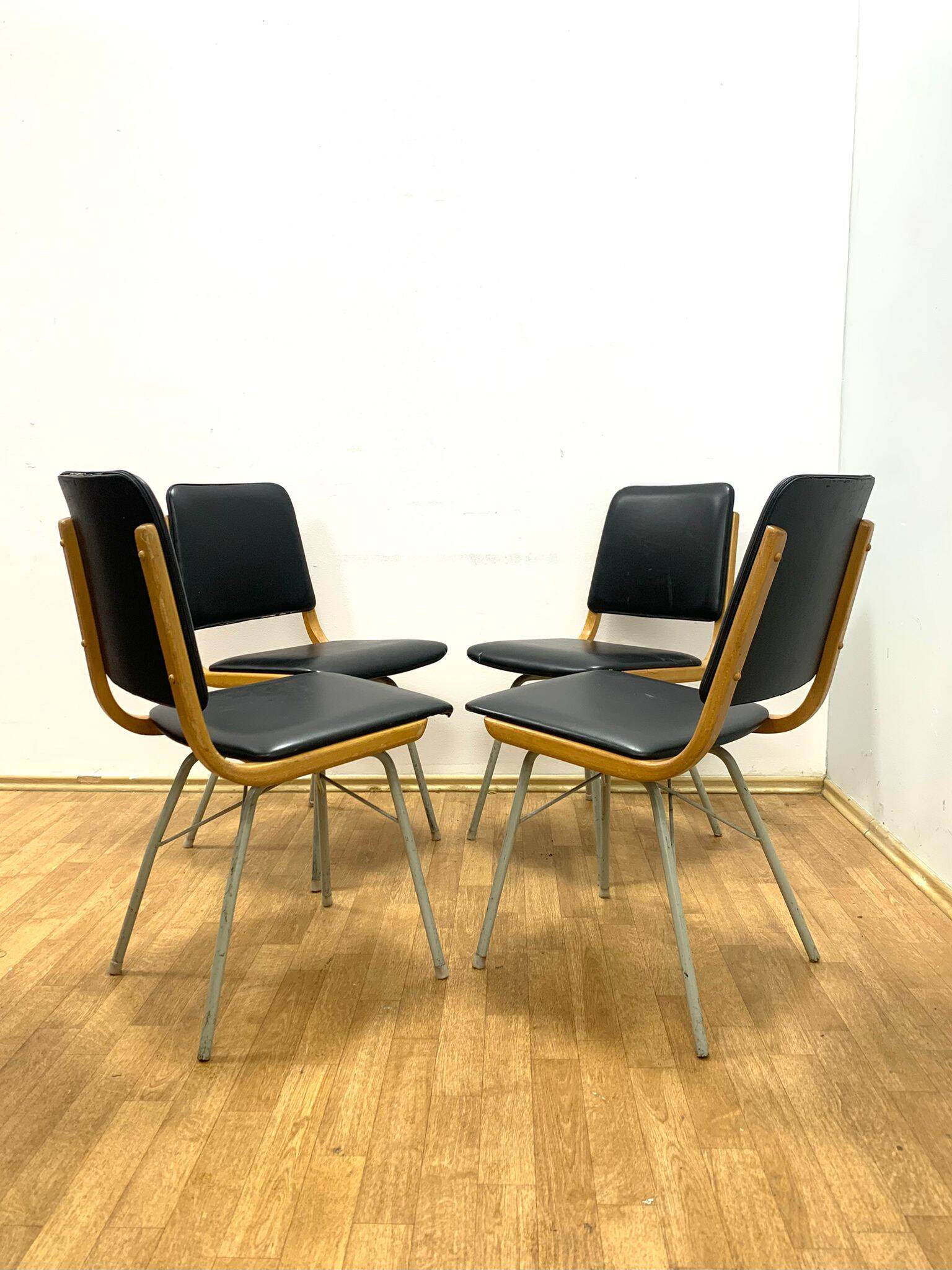 Mid-century dining chairs by Miroslav Navrátil for TON, 1960s (set of 4)