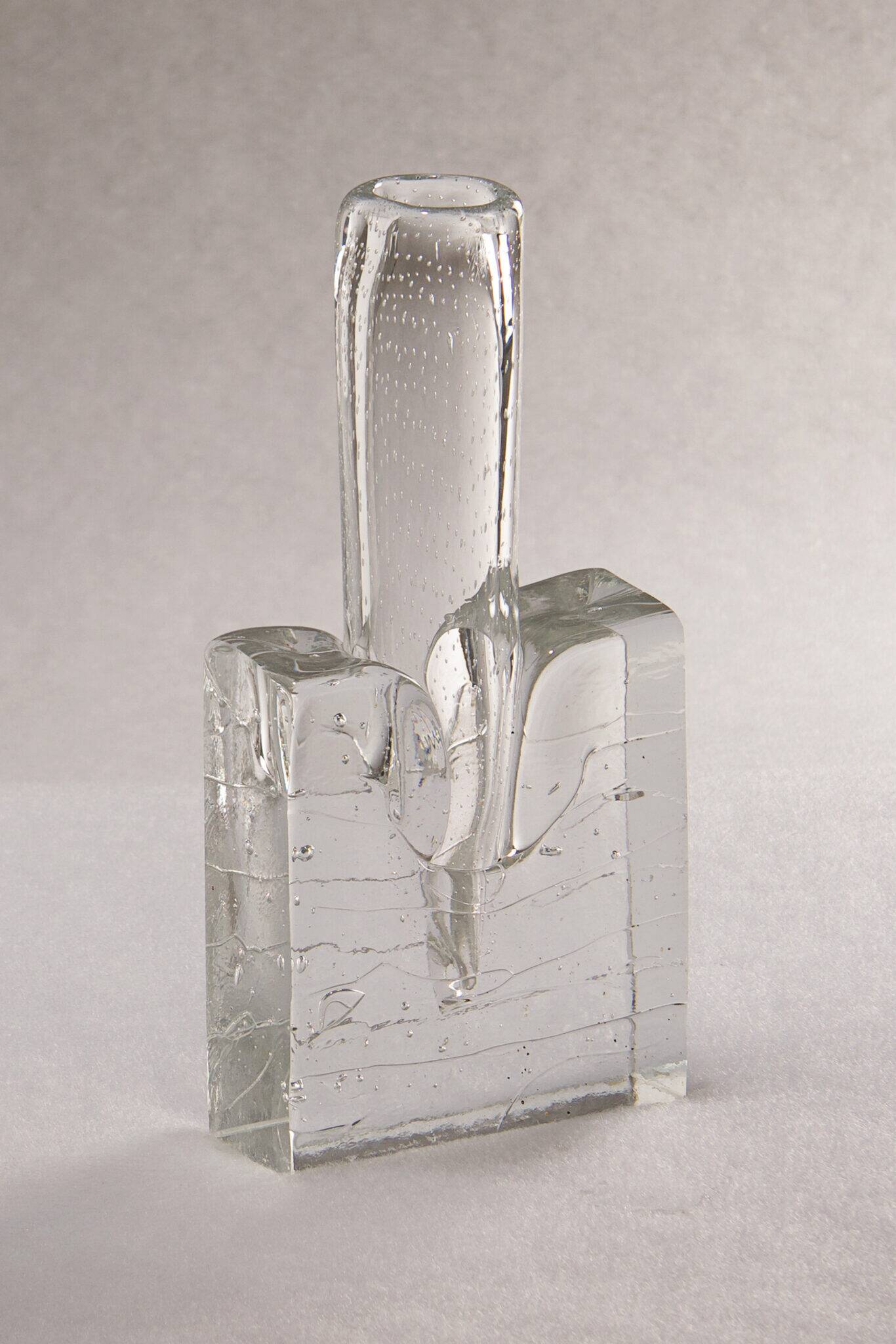 'L'ultimatum' vase in glass