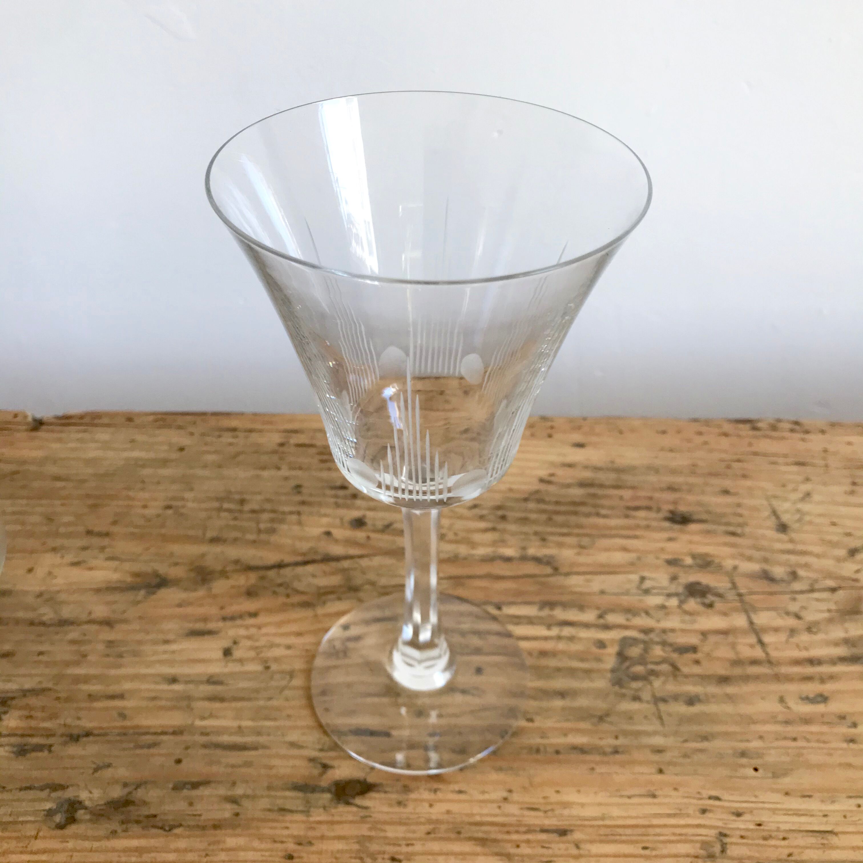 Chiseled glass and carafes