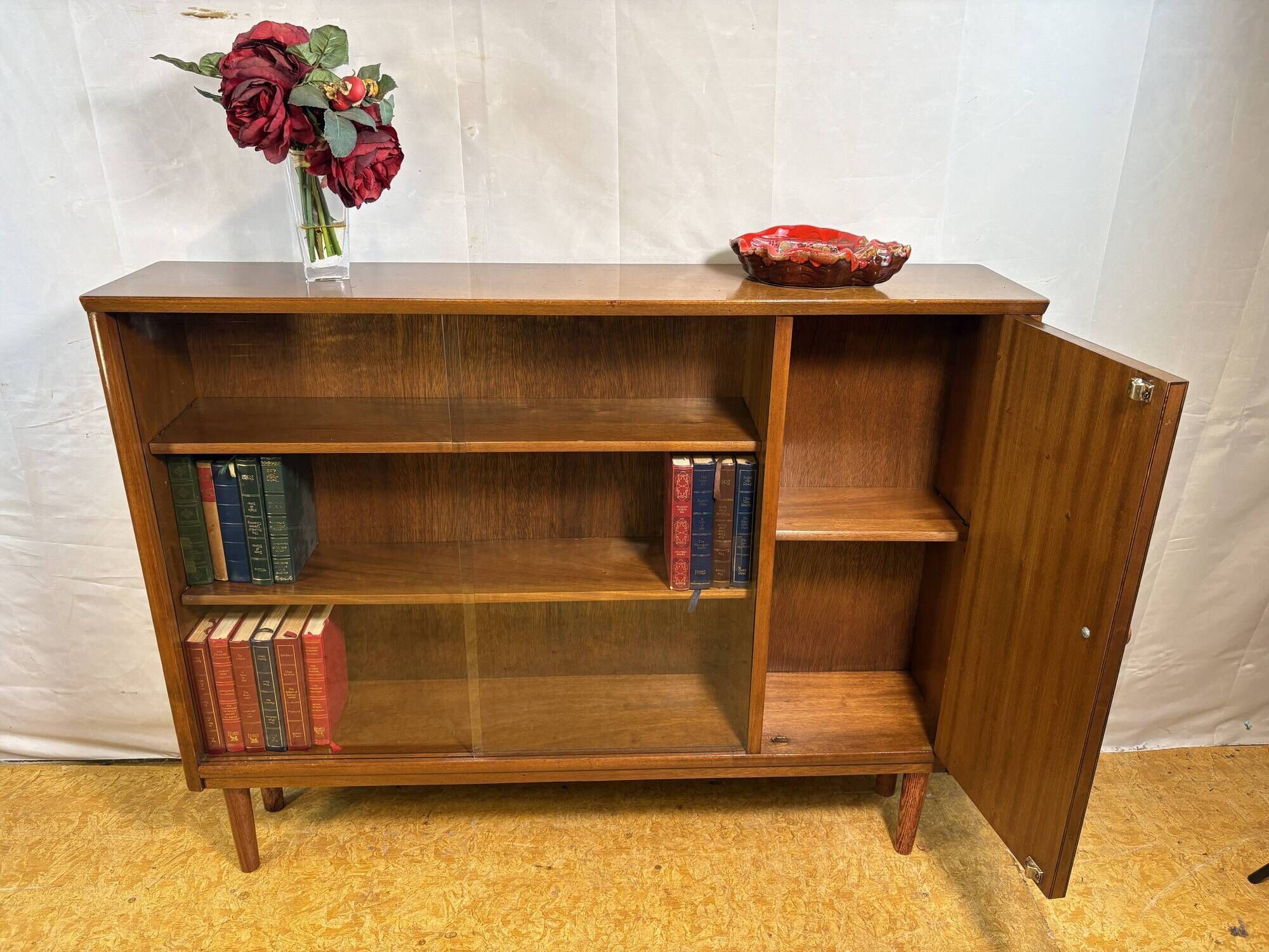Mid-Century Retro Teak Bookcase Display Cabinet 1960  Elegant ScandinavianD