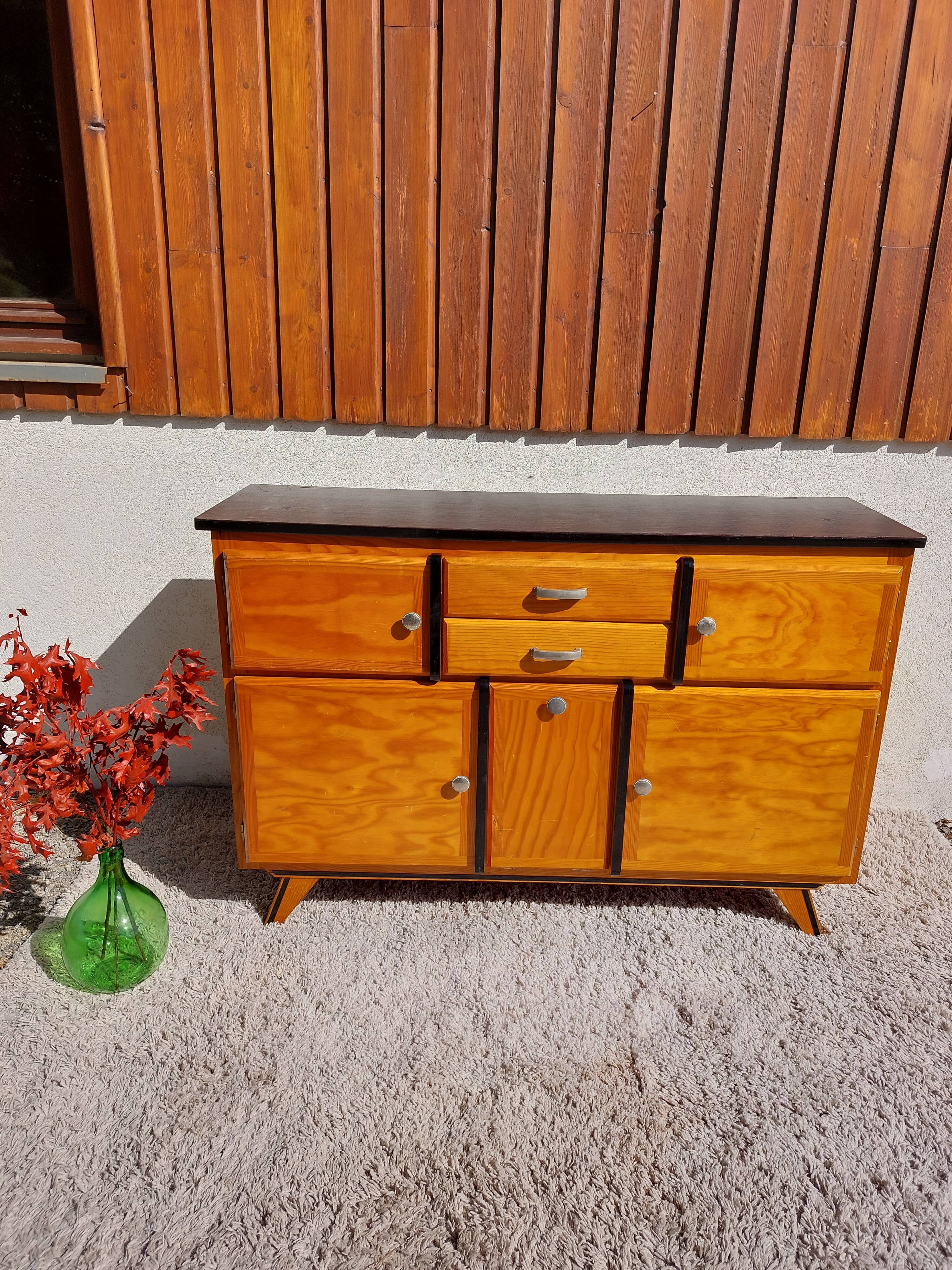 Mado wooden buffet, green and black tray, vintage.