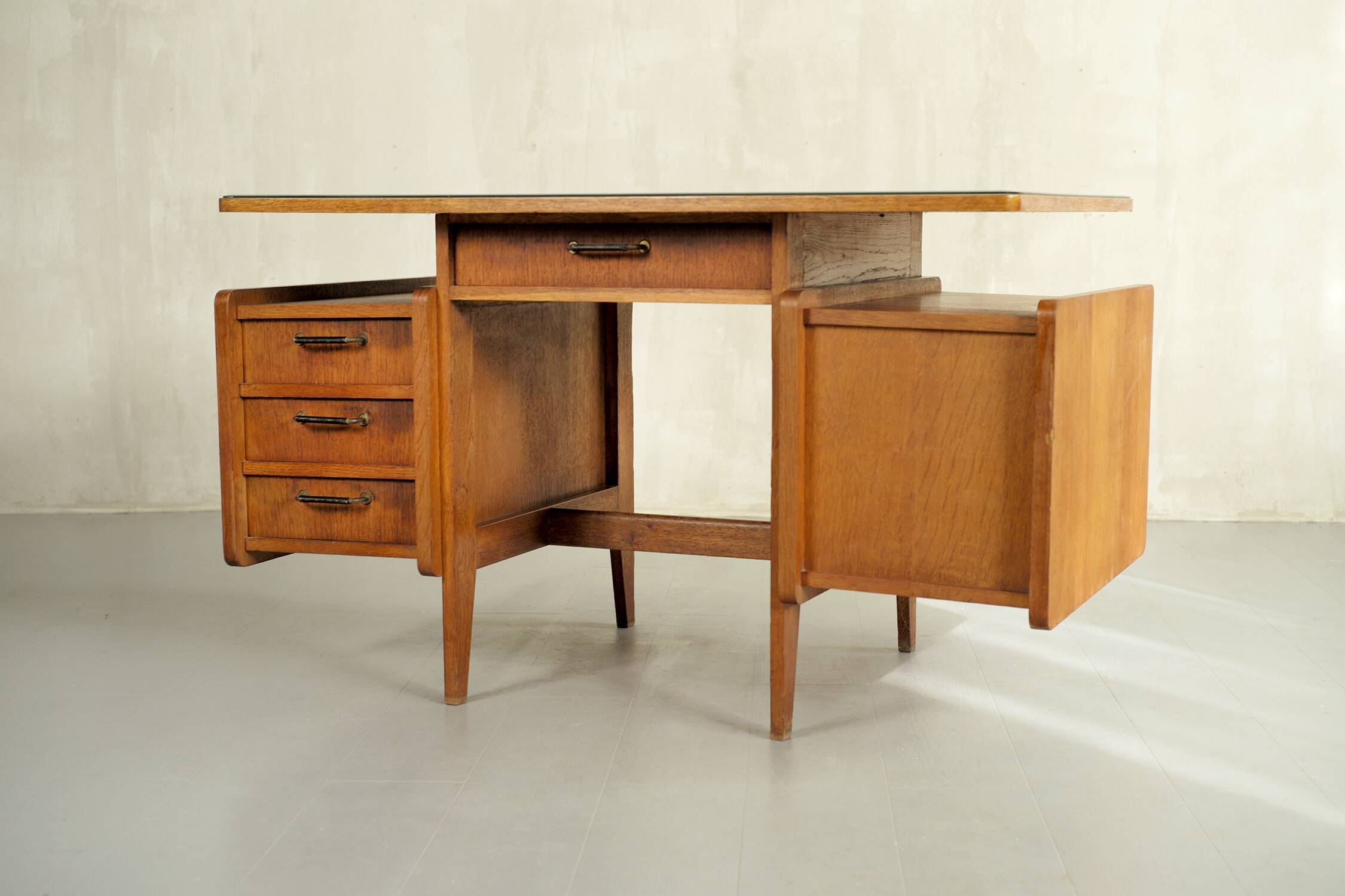 Bureau double à poignées gainées, France 1950