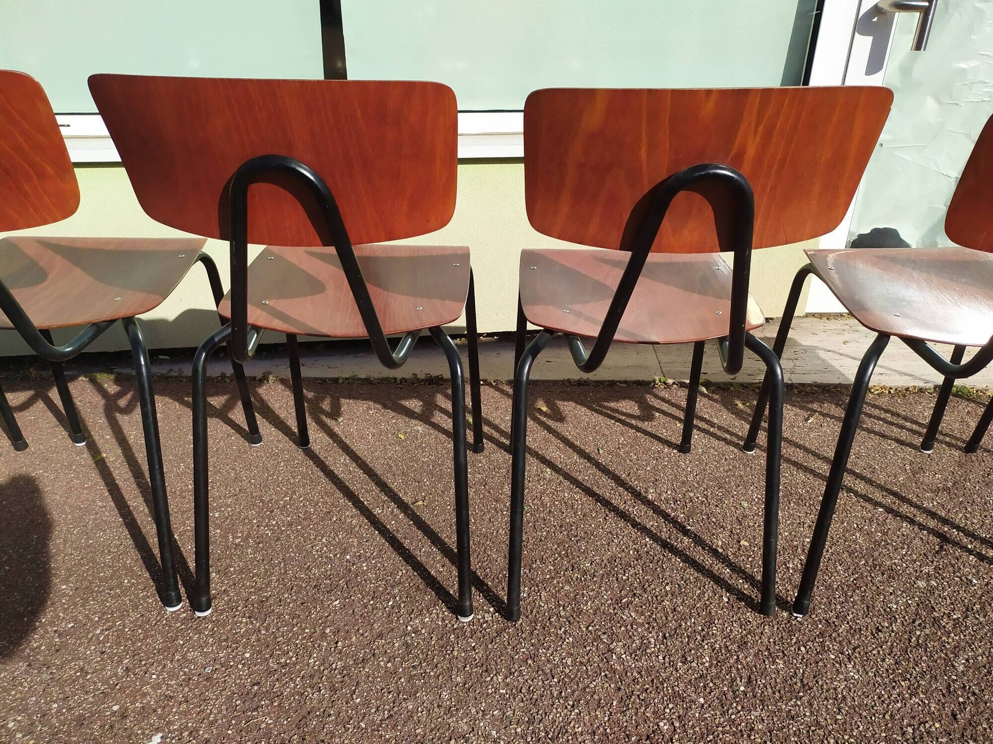Set of 6 Dutch and metal school chairs - adult
