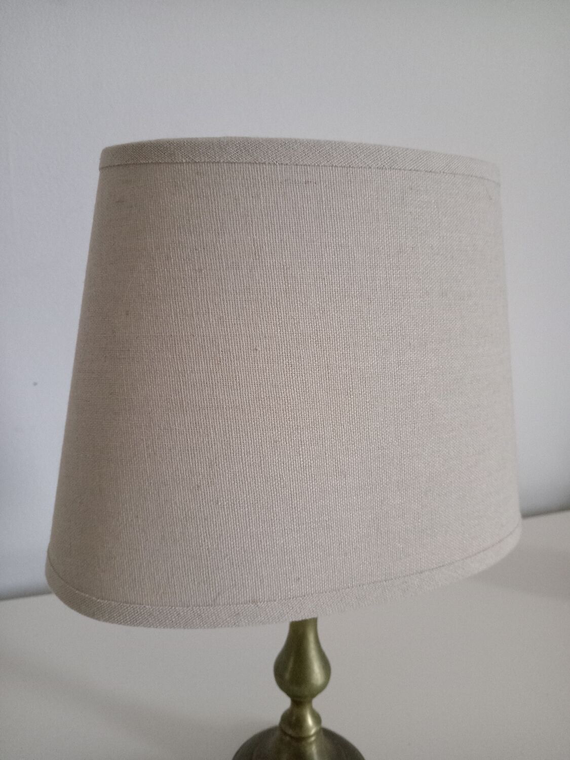 Table lamp