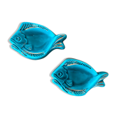 Set of 2 fish dishes in vintage slurry