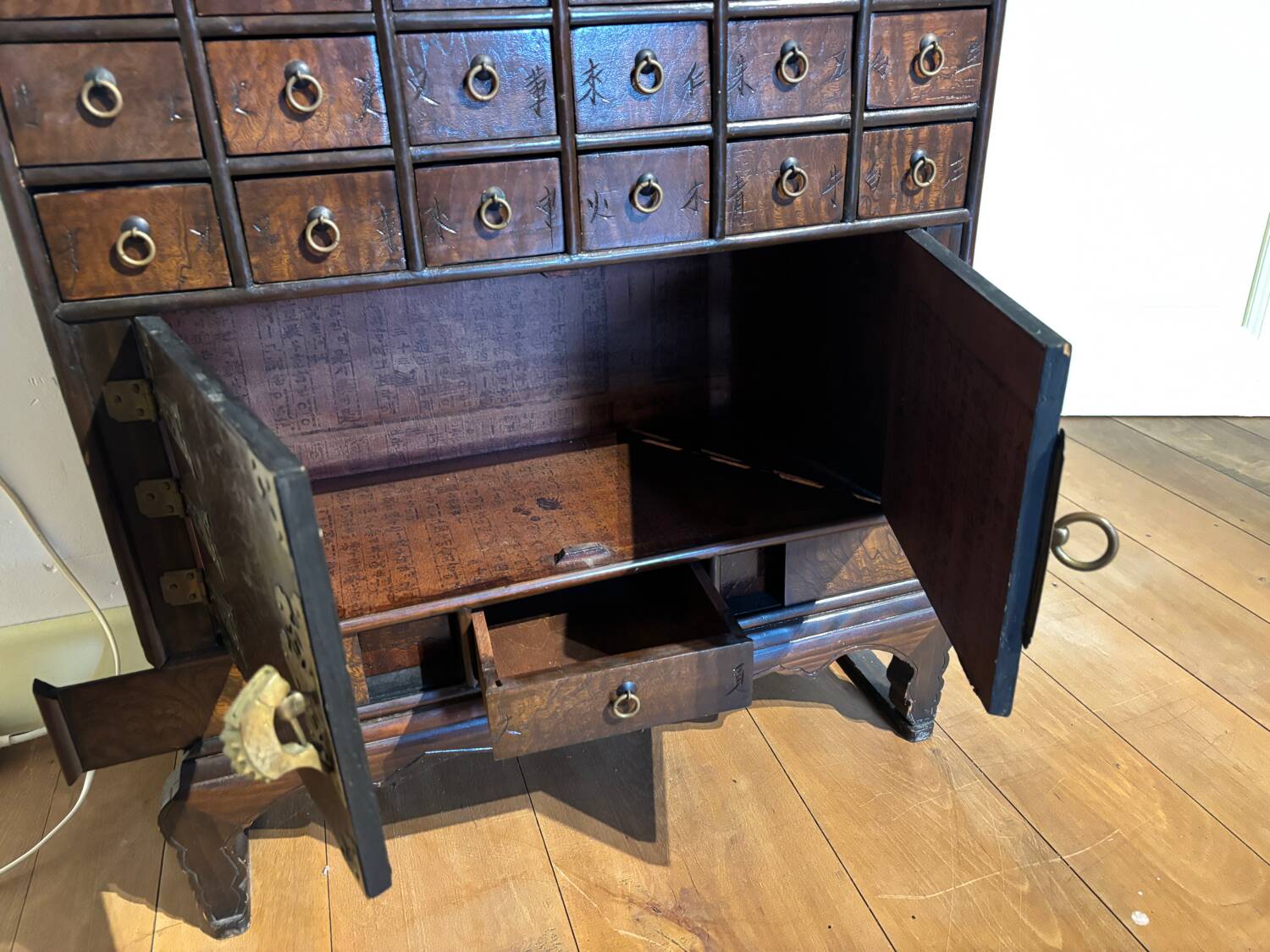 Antique Chinese apothecary cabinet - 36 drawers