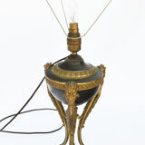 Lamp in gilded bronze and black lacquered metal