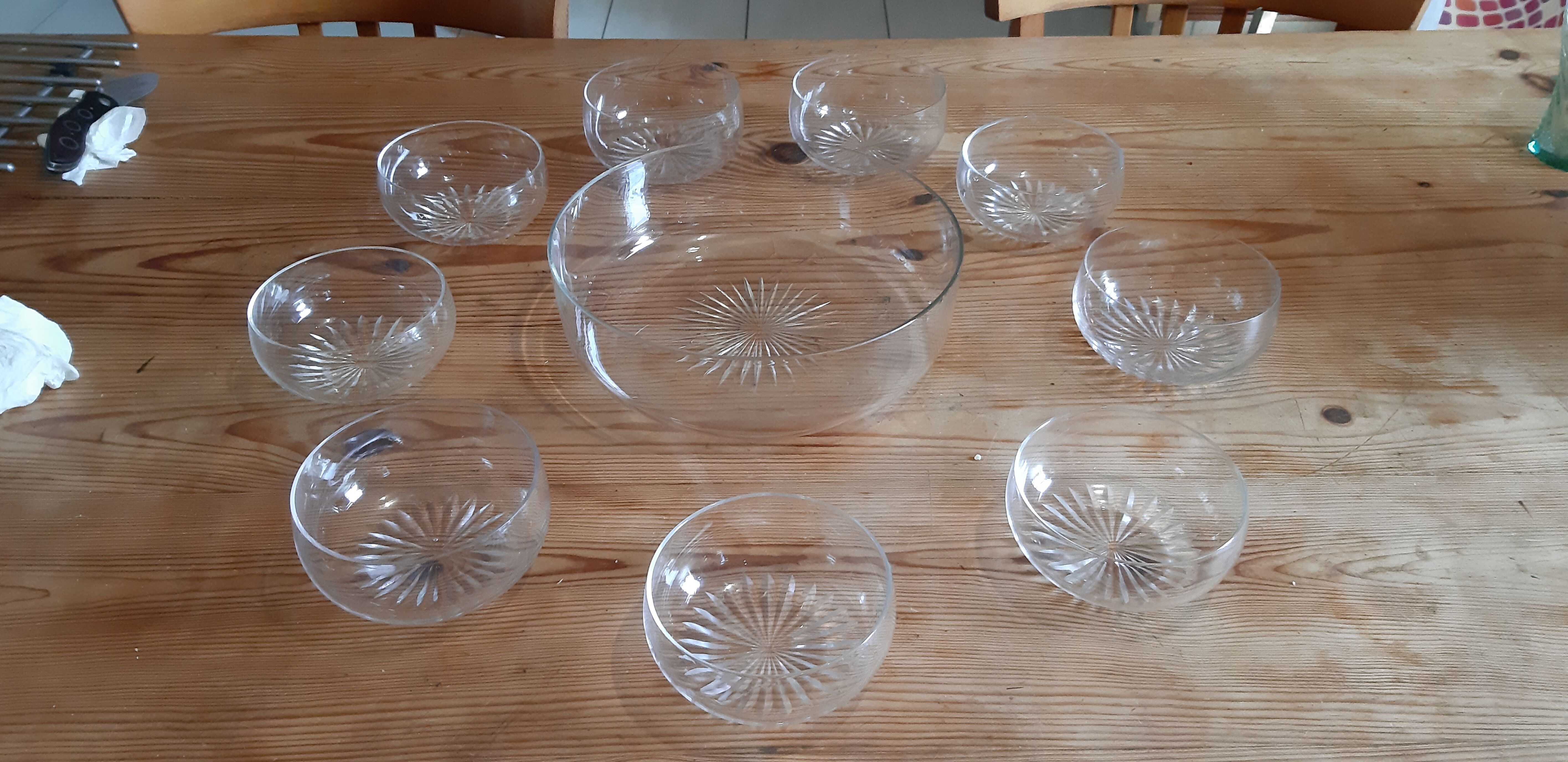 Salad bowl + 8 crystal cups