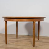 Mid-Century Round Teak Extendable Dining Table, United Knigdom, 1960s